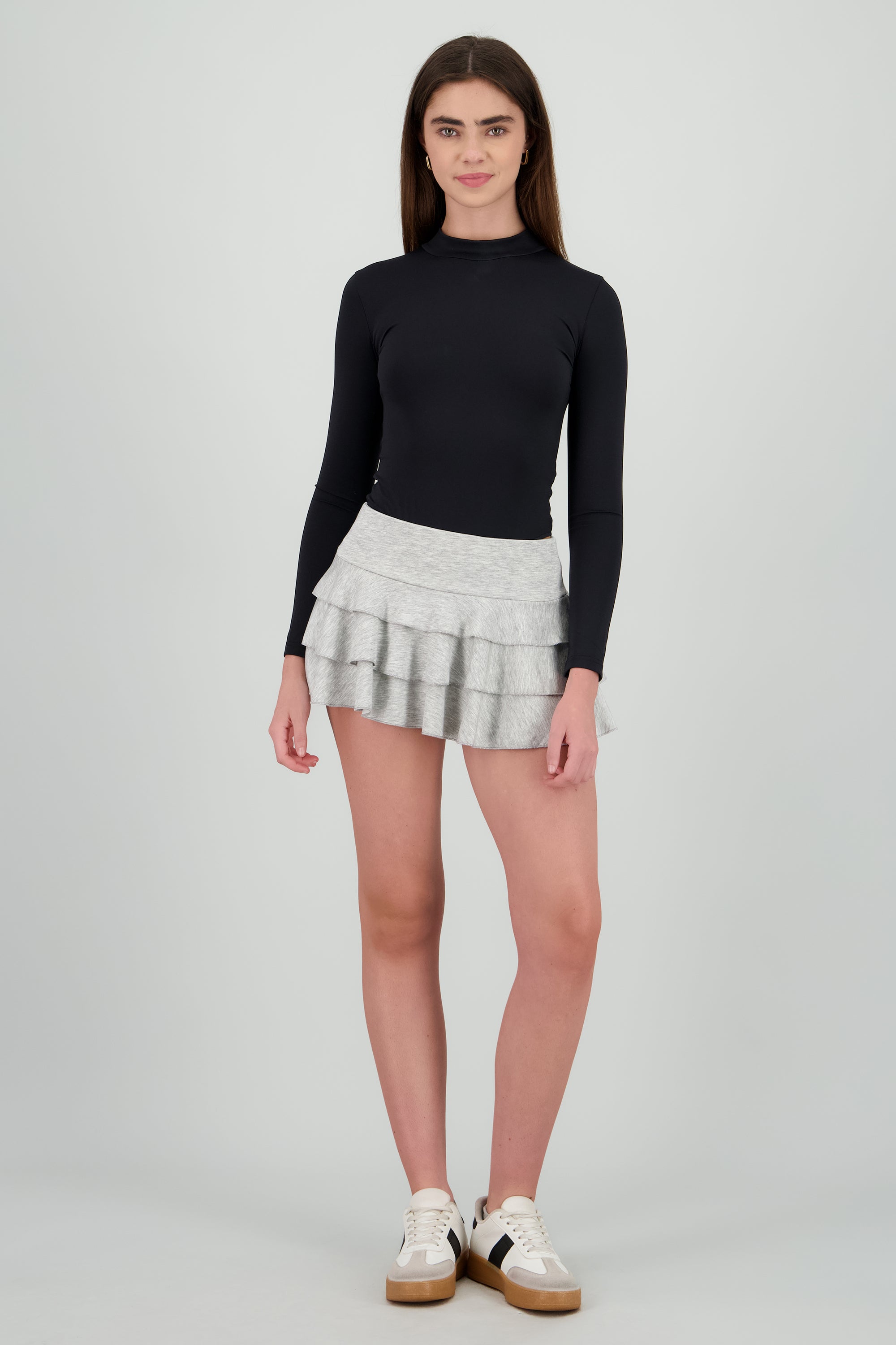 Falda short tres olanes GRIS JASPE