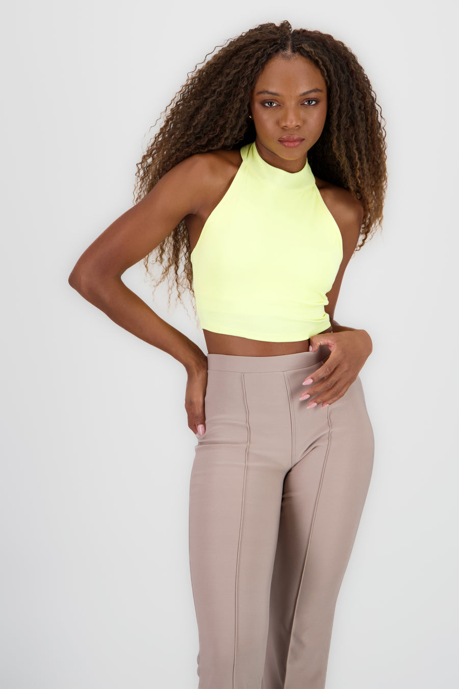 Top corto halter liso