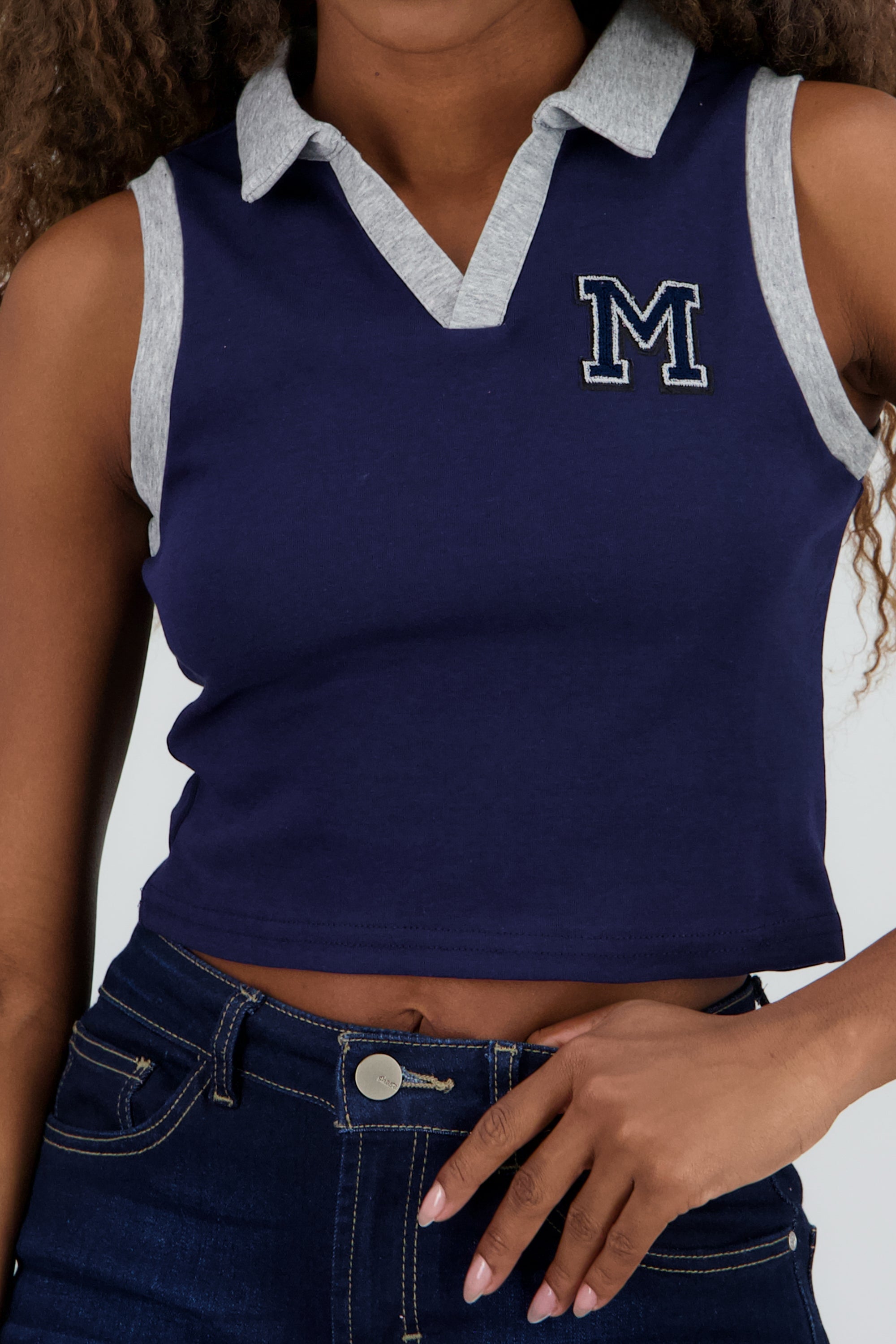 Top cuello polo sin mangas detalle bordado MARINO COMBO