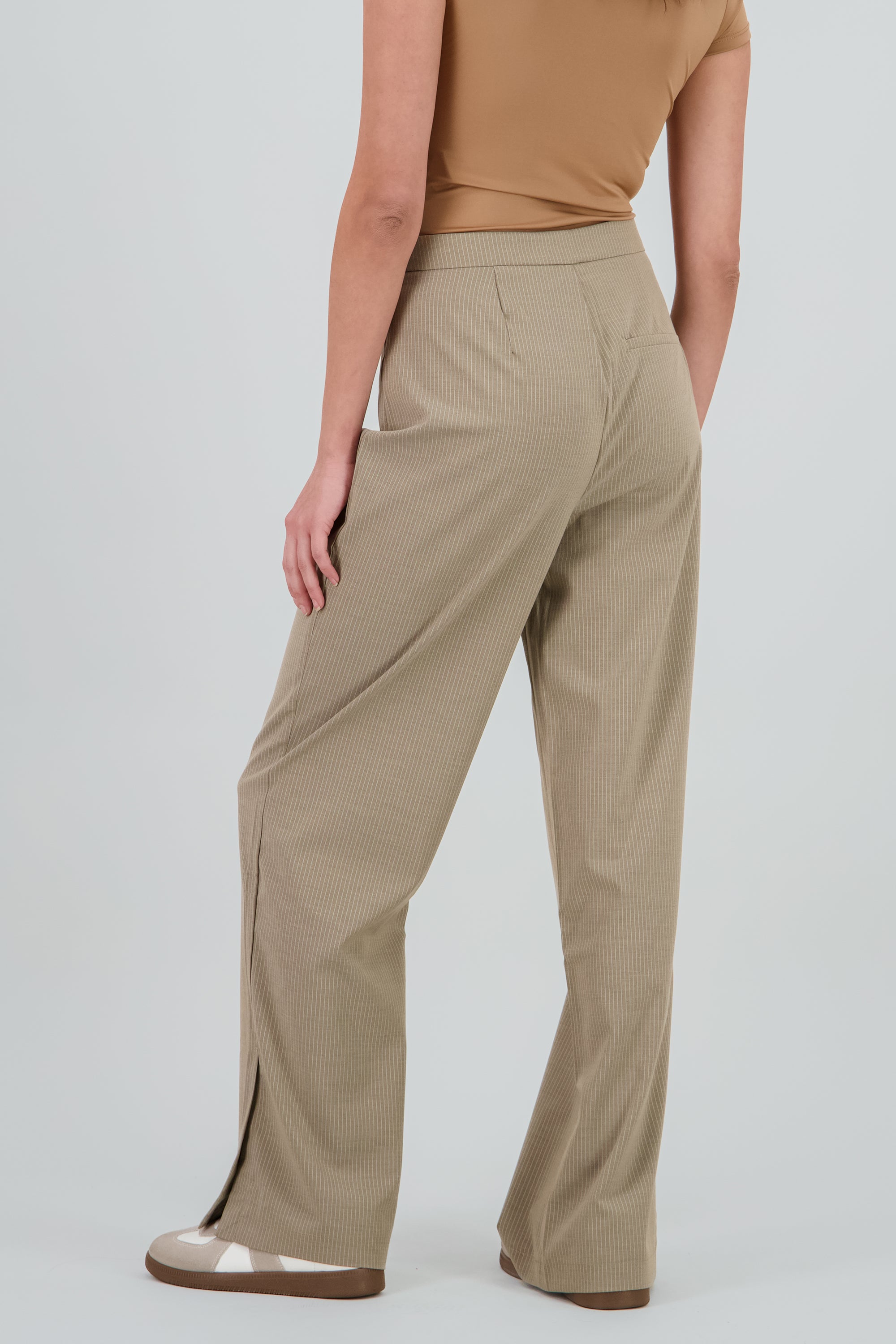 Pantalon sastreado rayas BEIGE