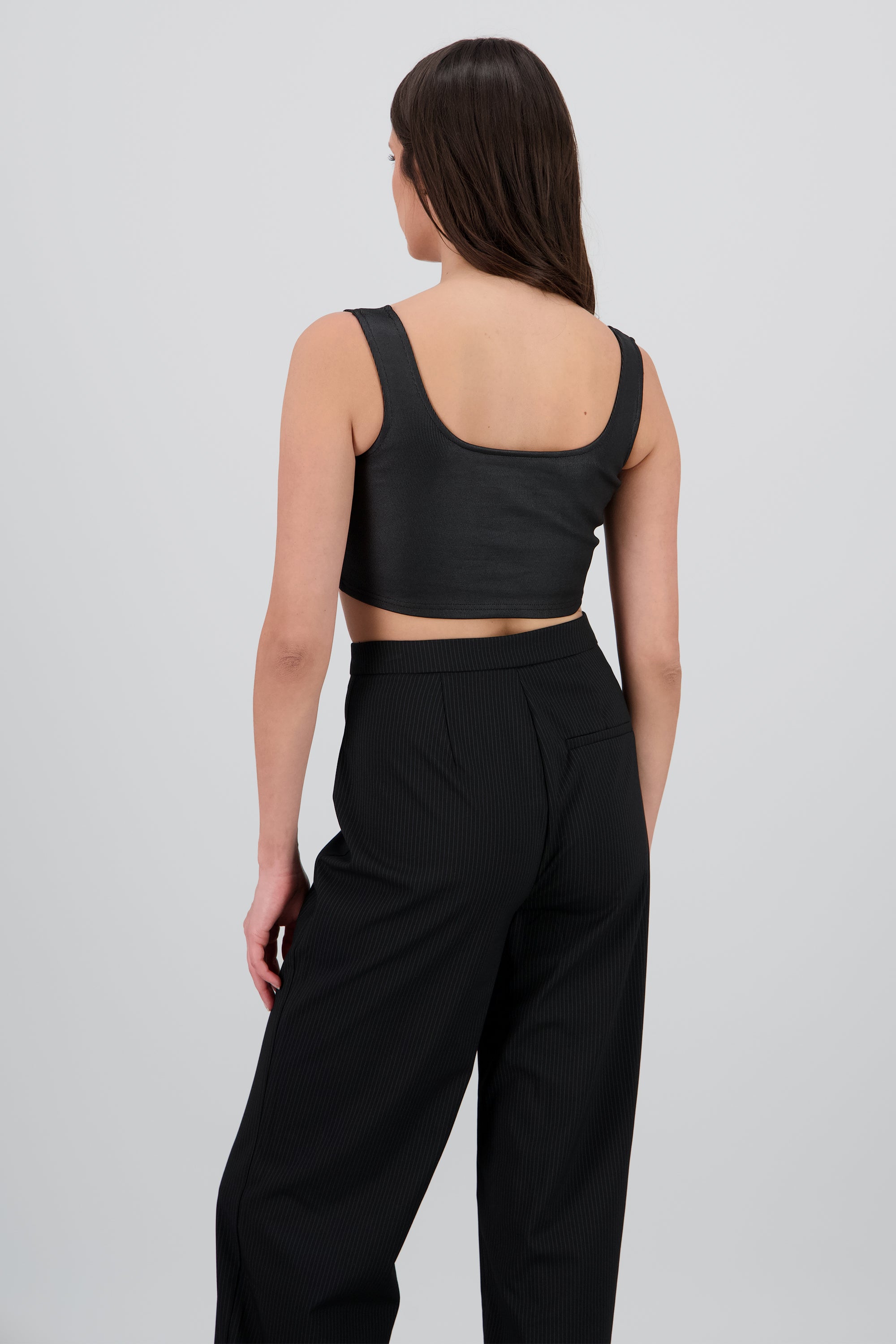 Top crop tirantes escote cuadrado NEGRO