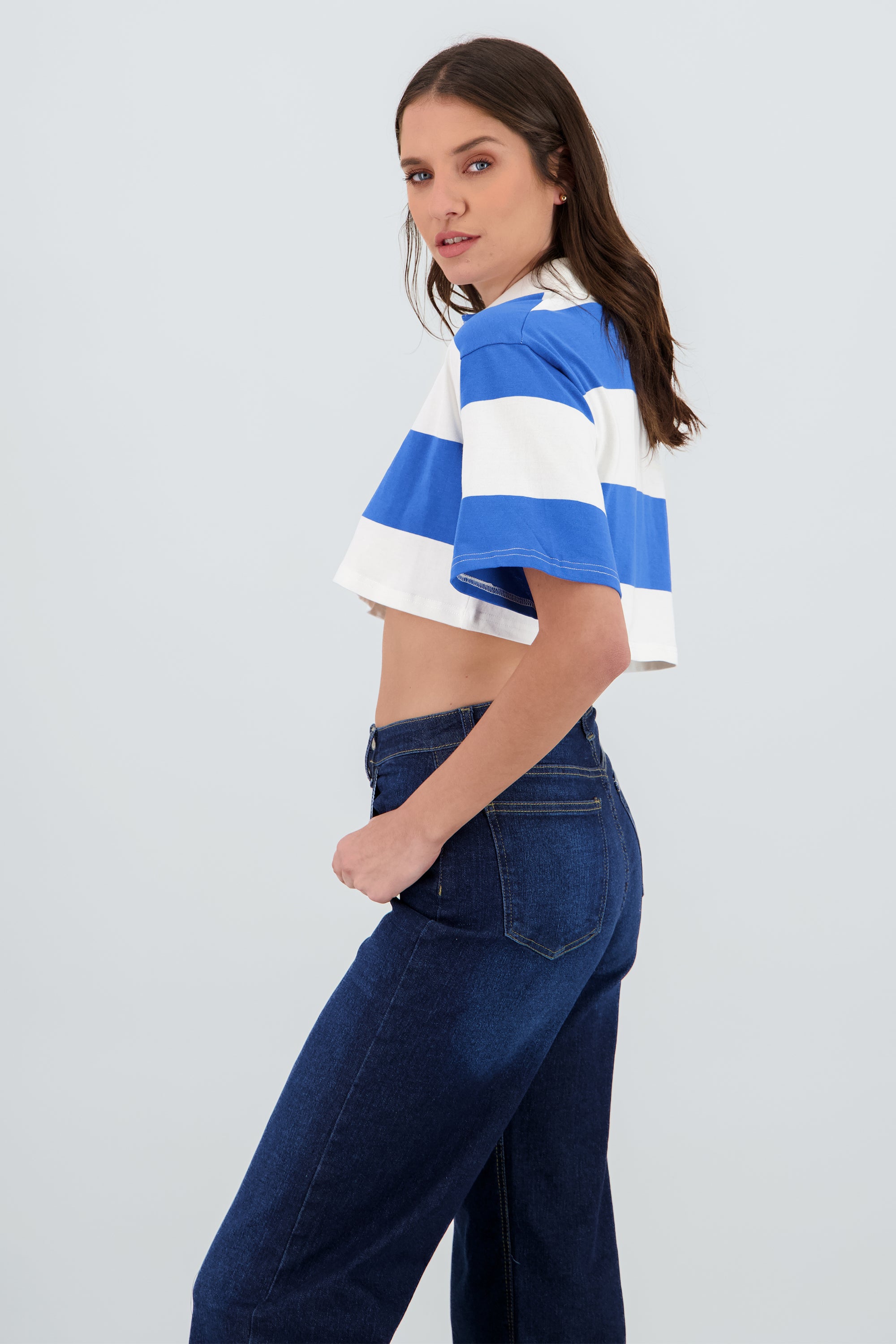 T-shirt crop cuello polo detalle rayas AZUL COMBO