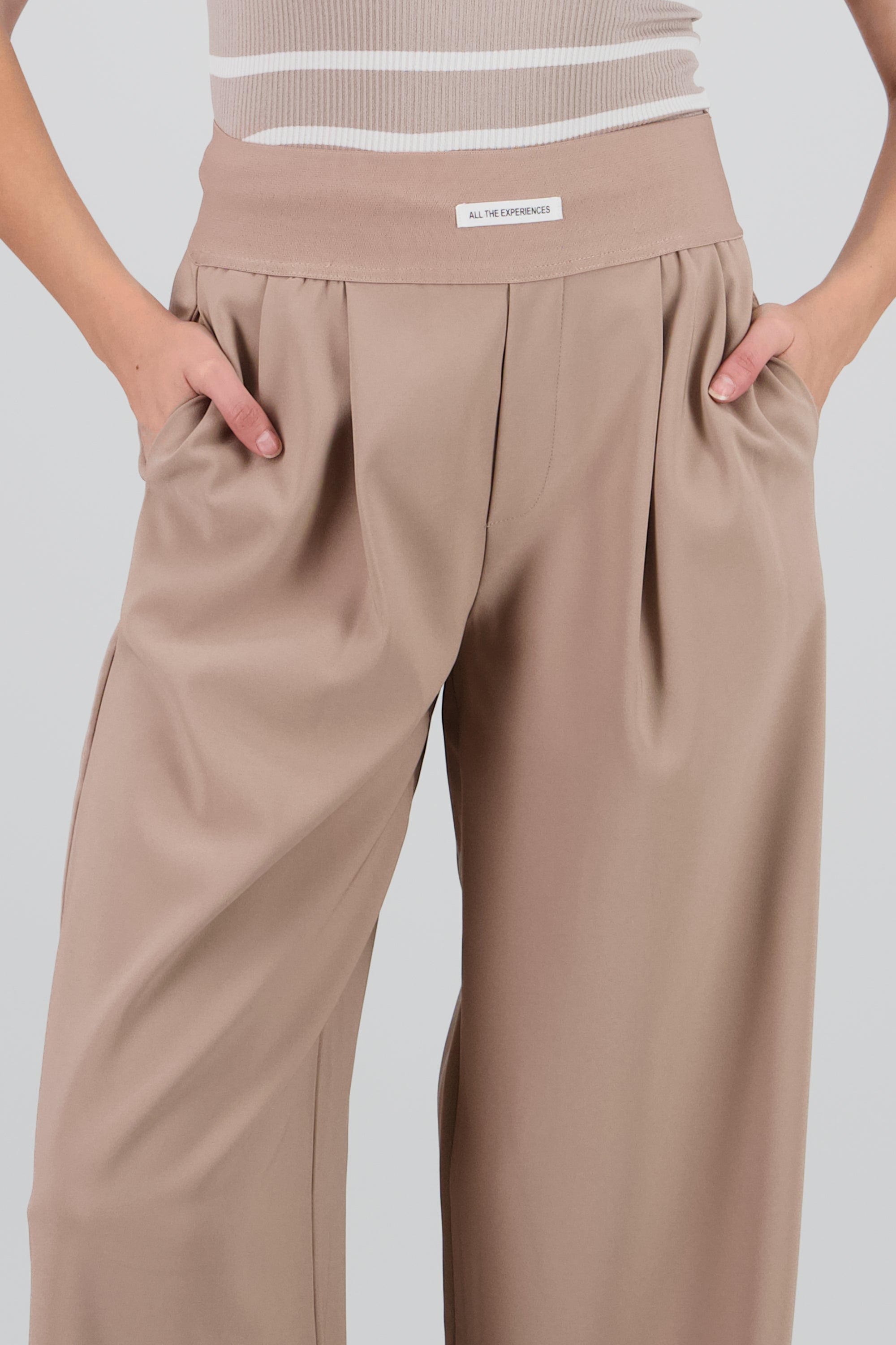 Pantalon wide leg detalle resorte BEIGE