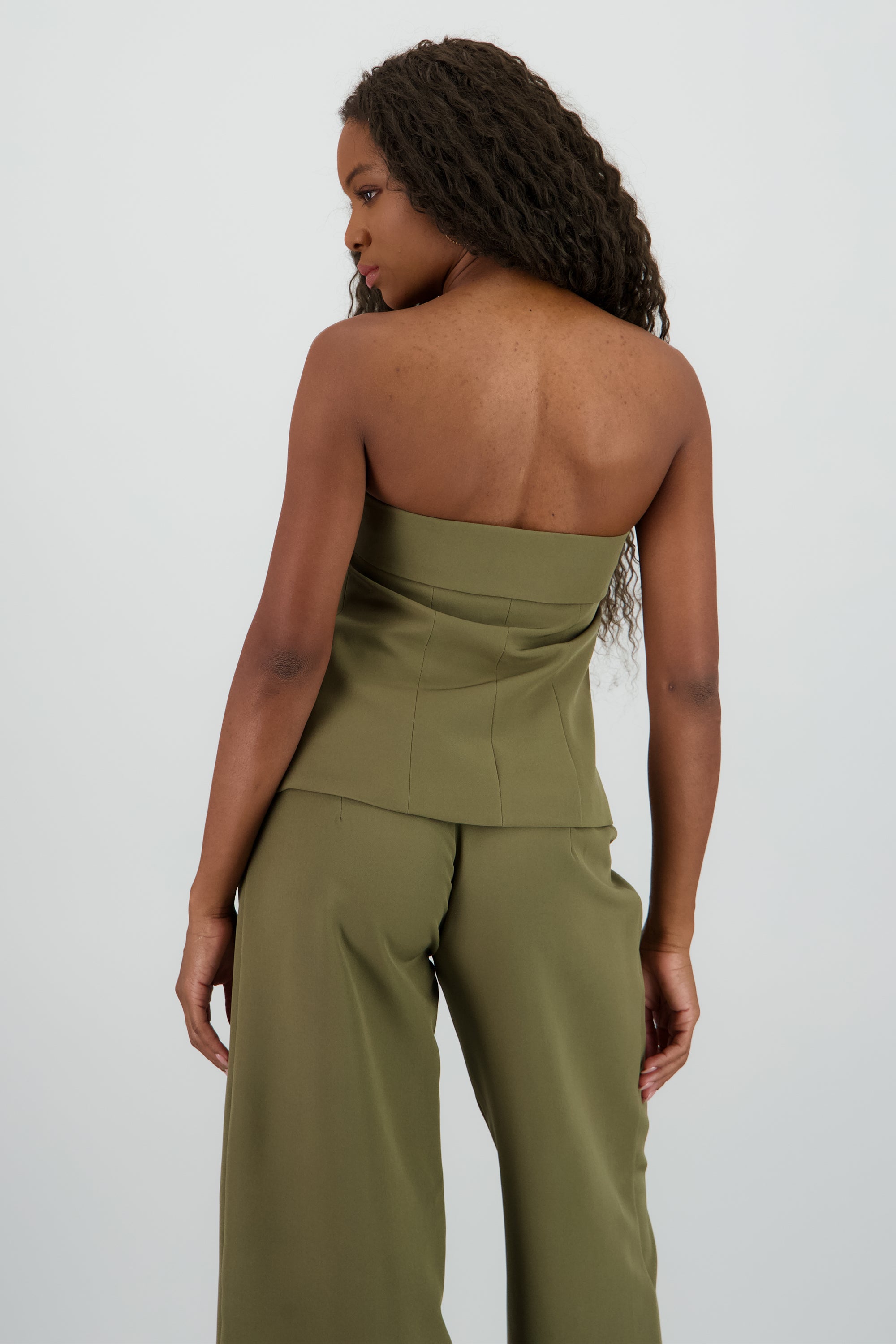 Top off shoulder botones OLIVO