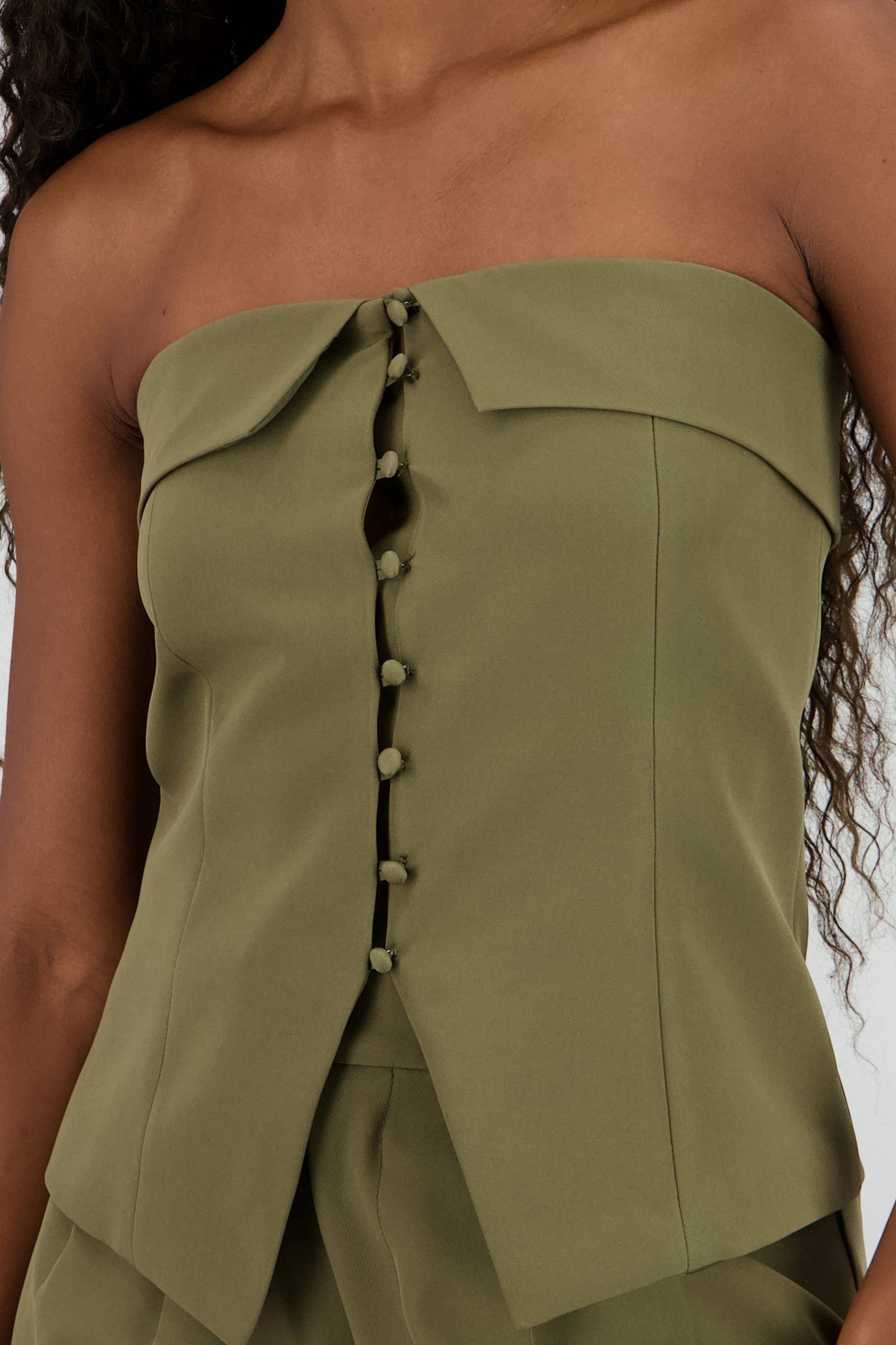 Top off shoulder botones OLIVO