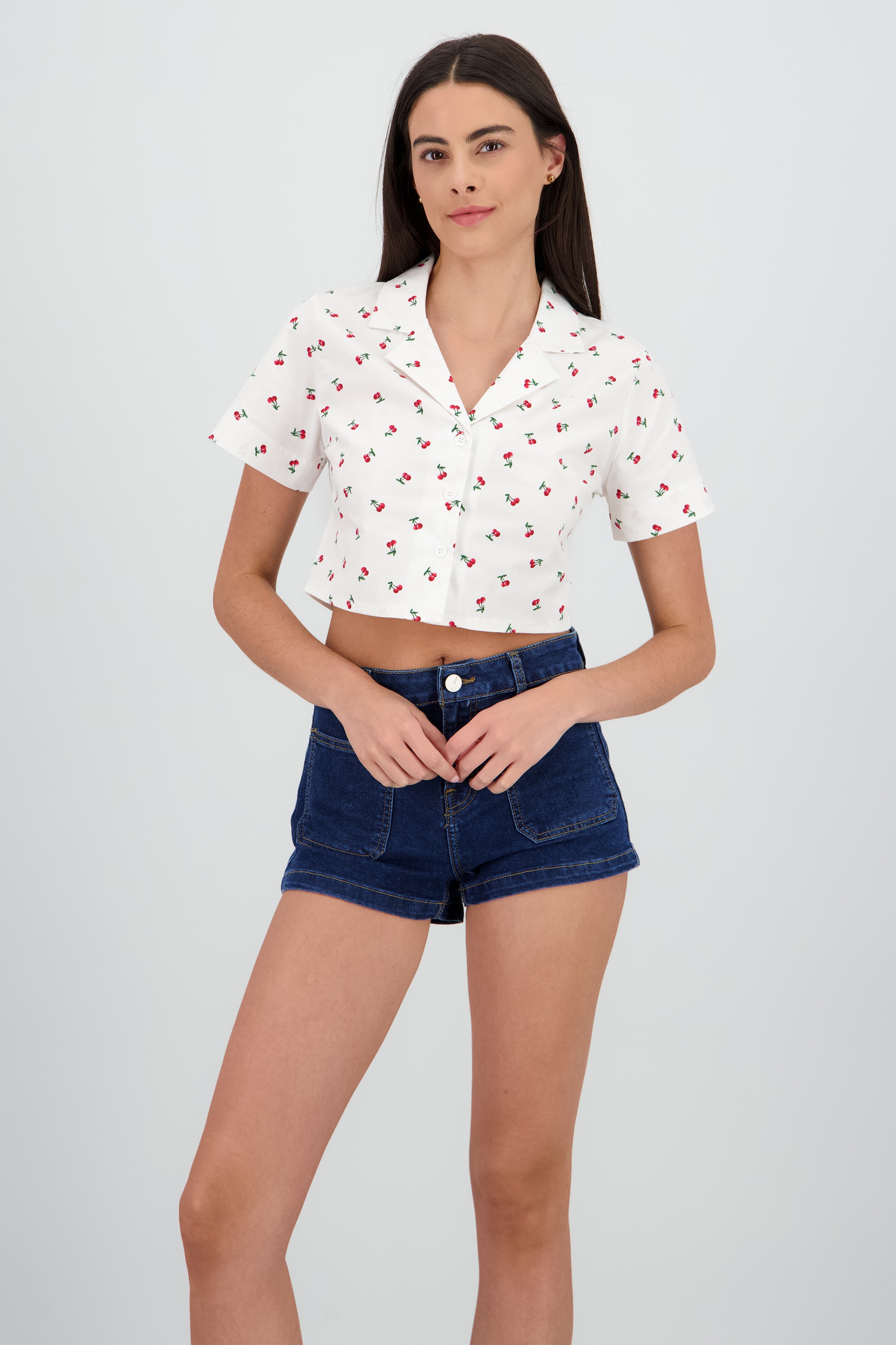 Camisa crop estampado cerezas BLANCO COMBO