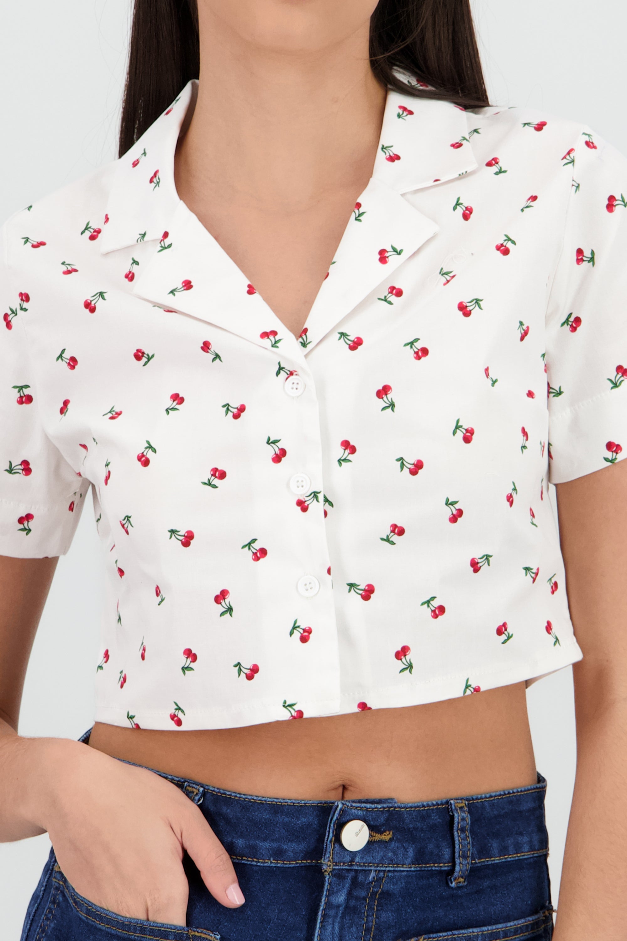 Camisa crop estampado cerezas BLANCO COMBO