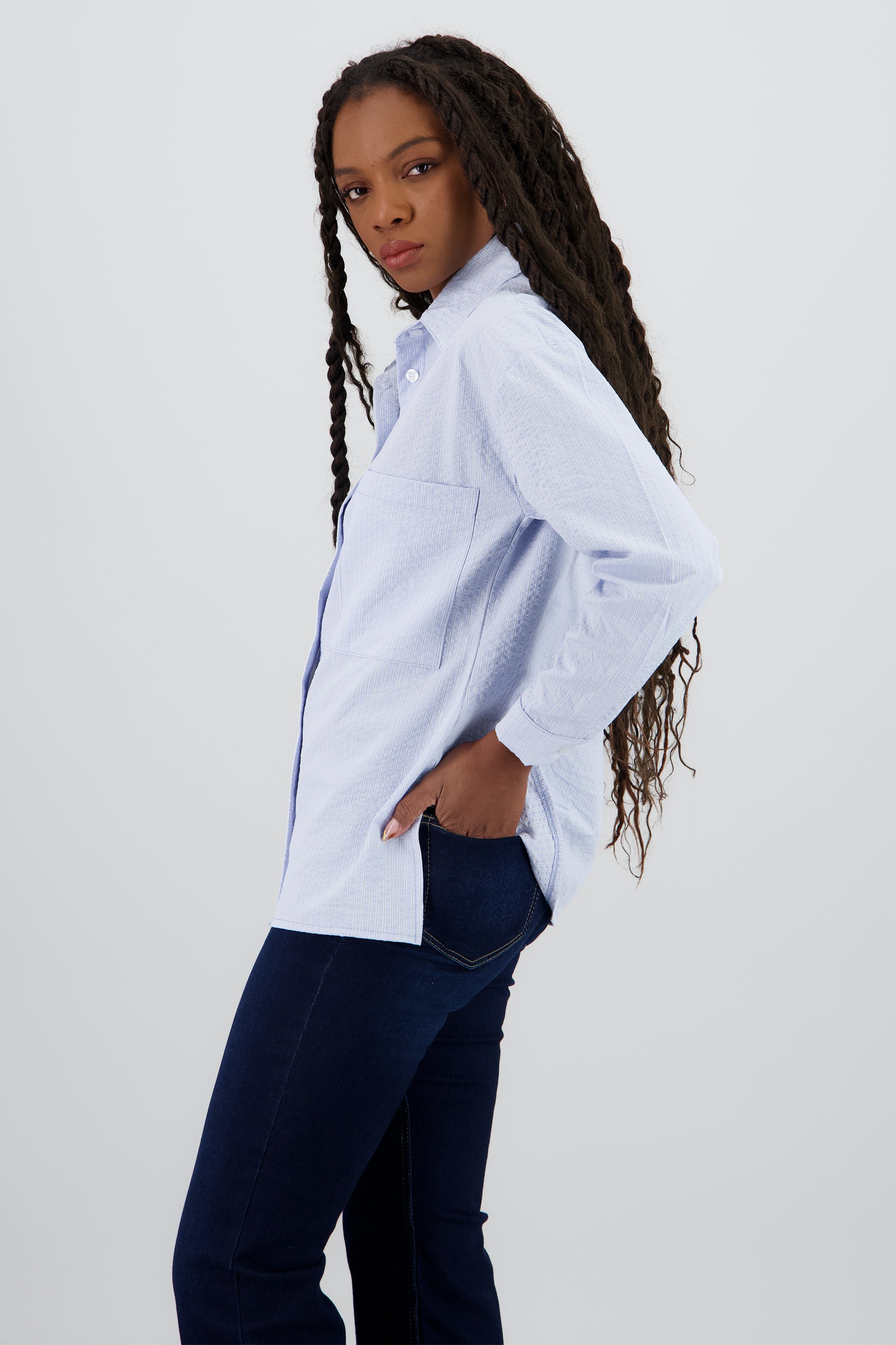 Camisa oversize manga larga detalle textura AZUL CIELO