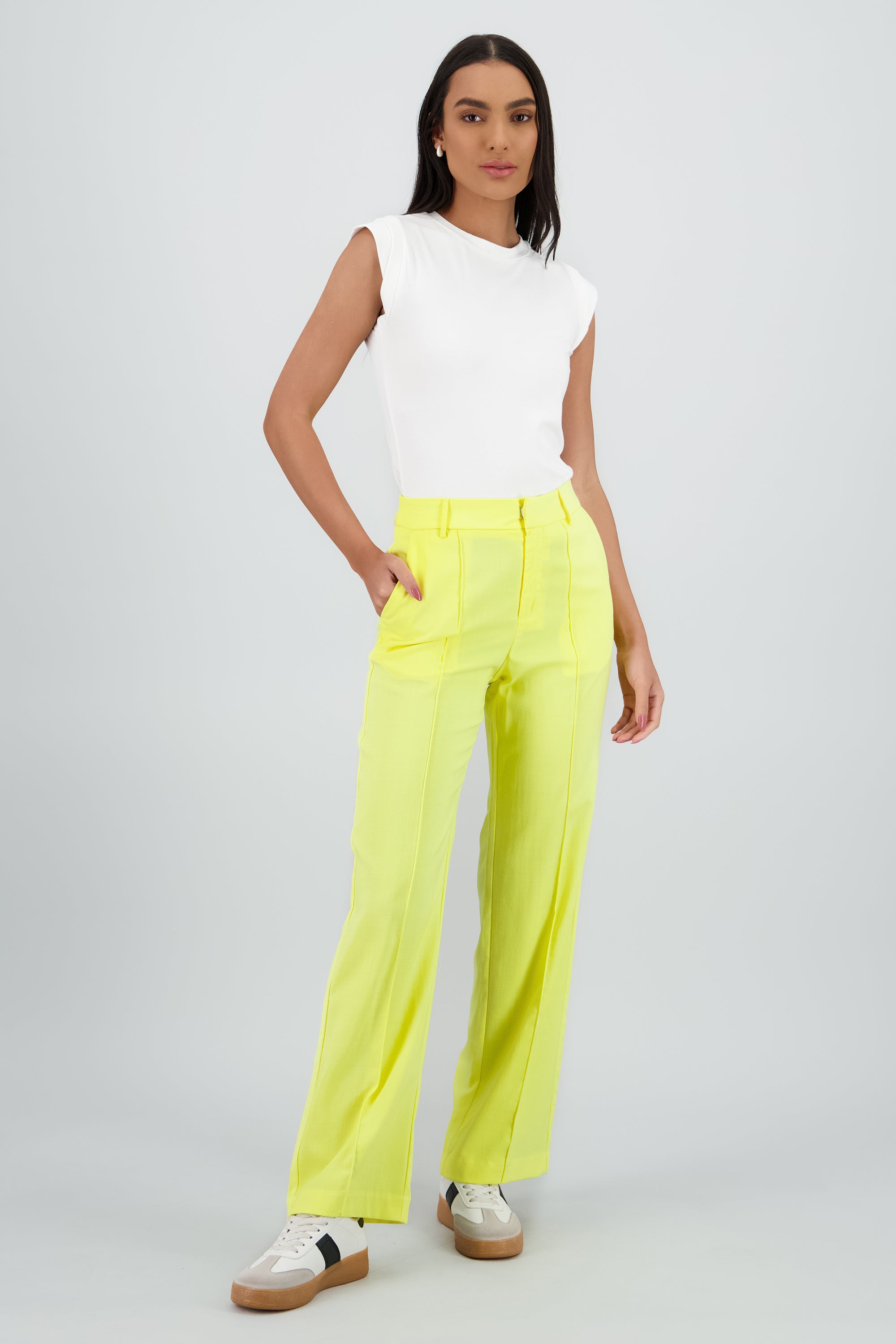 YELLOW