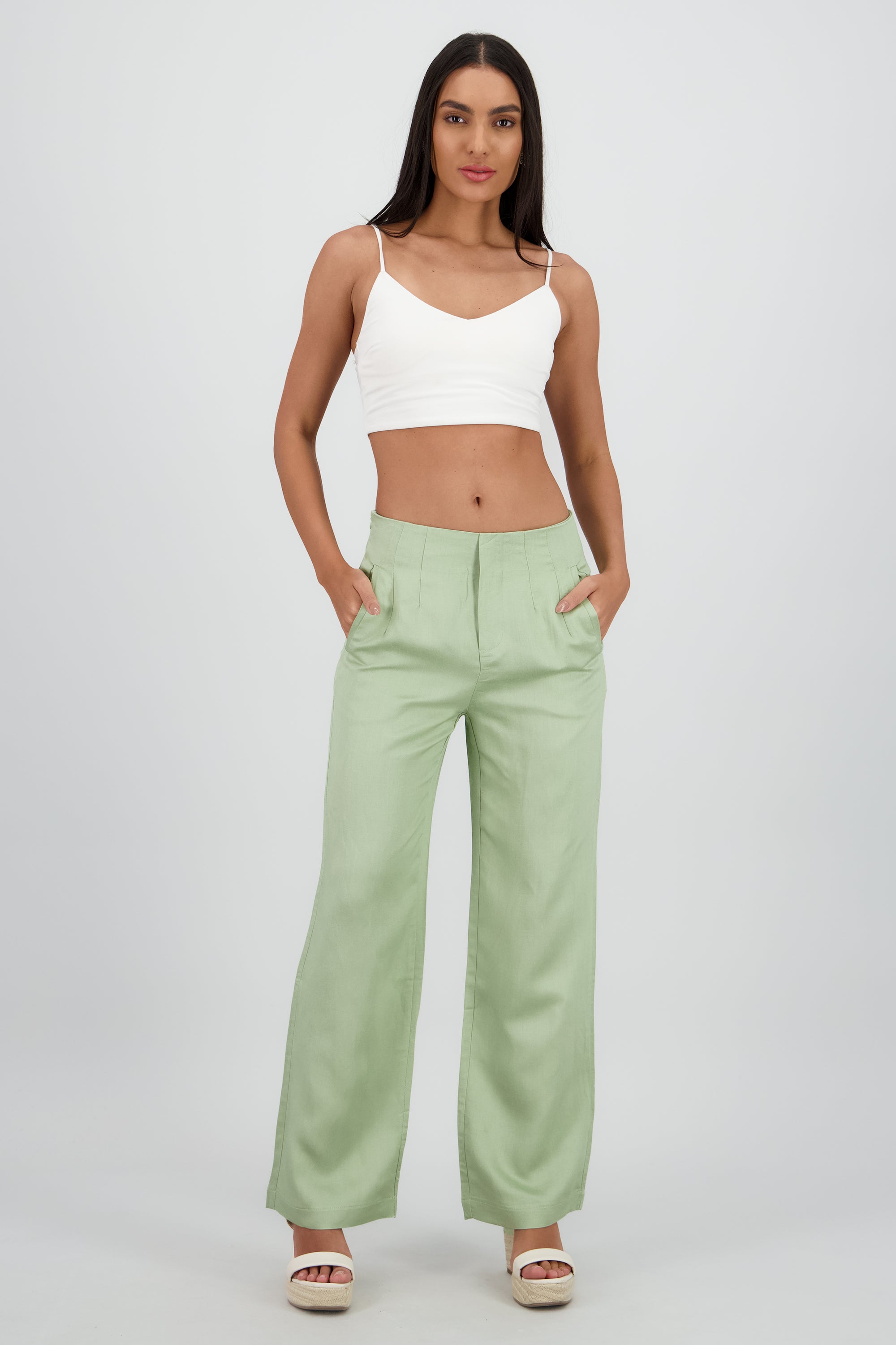 GREEN