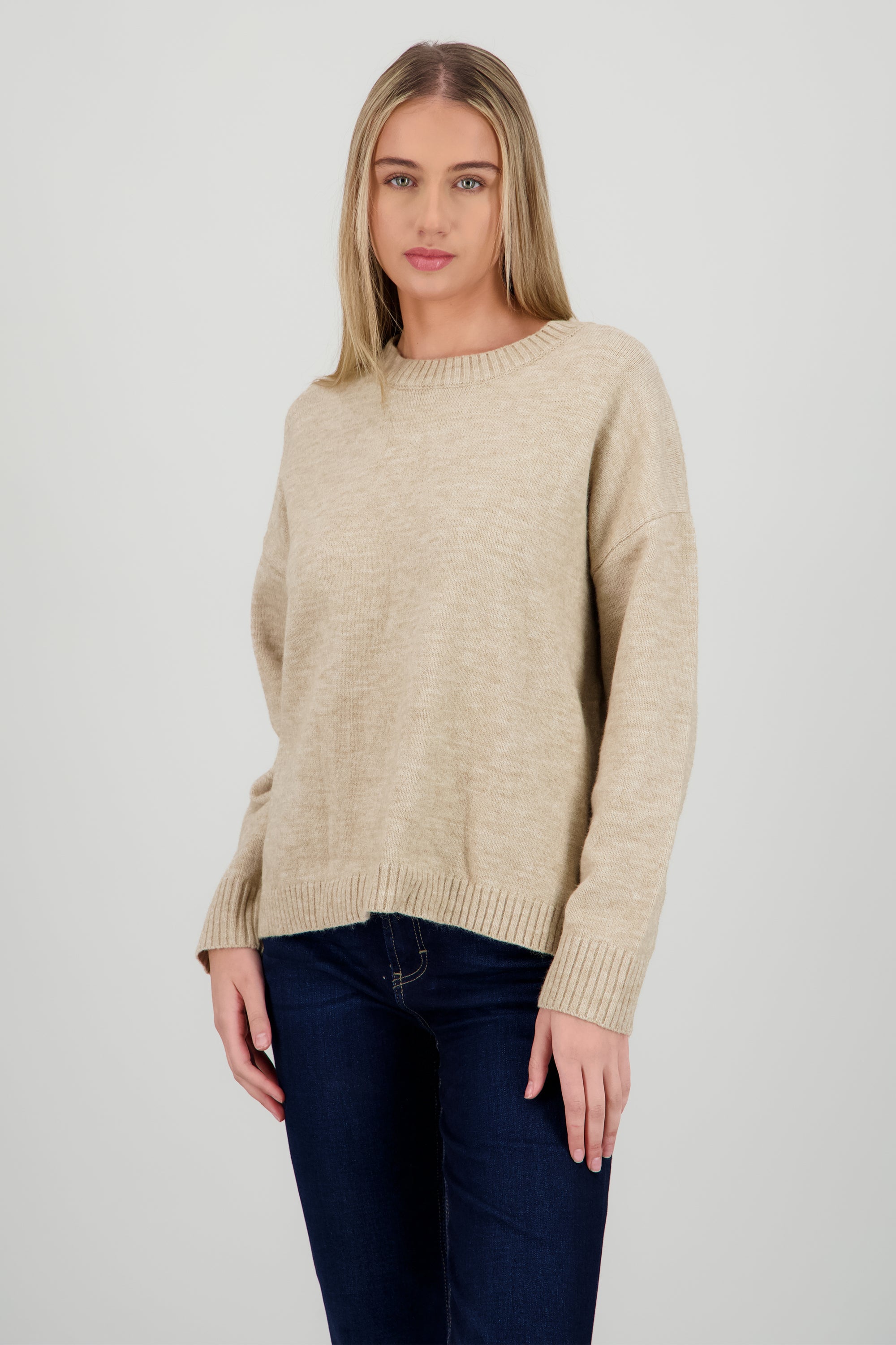 Sueter  cuello redondo liso BEIGE