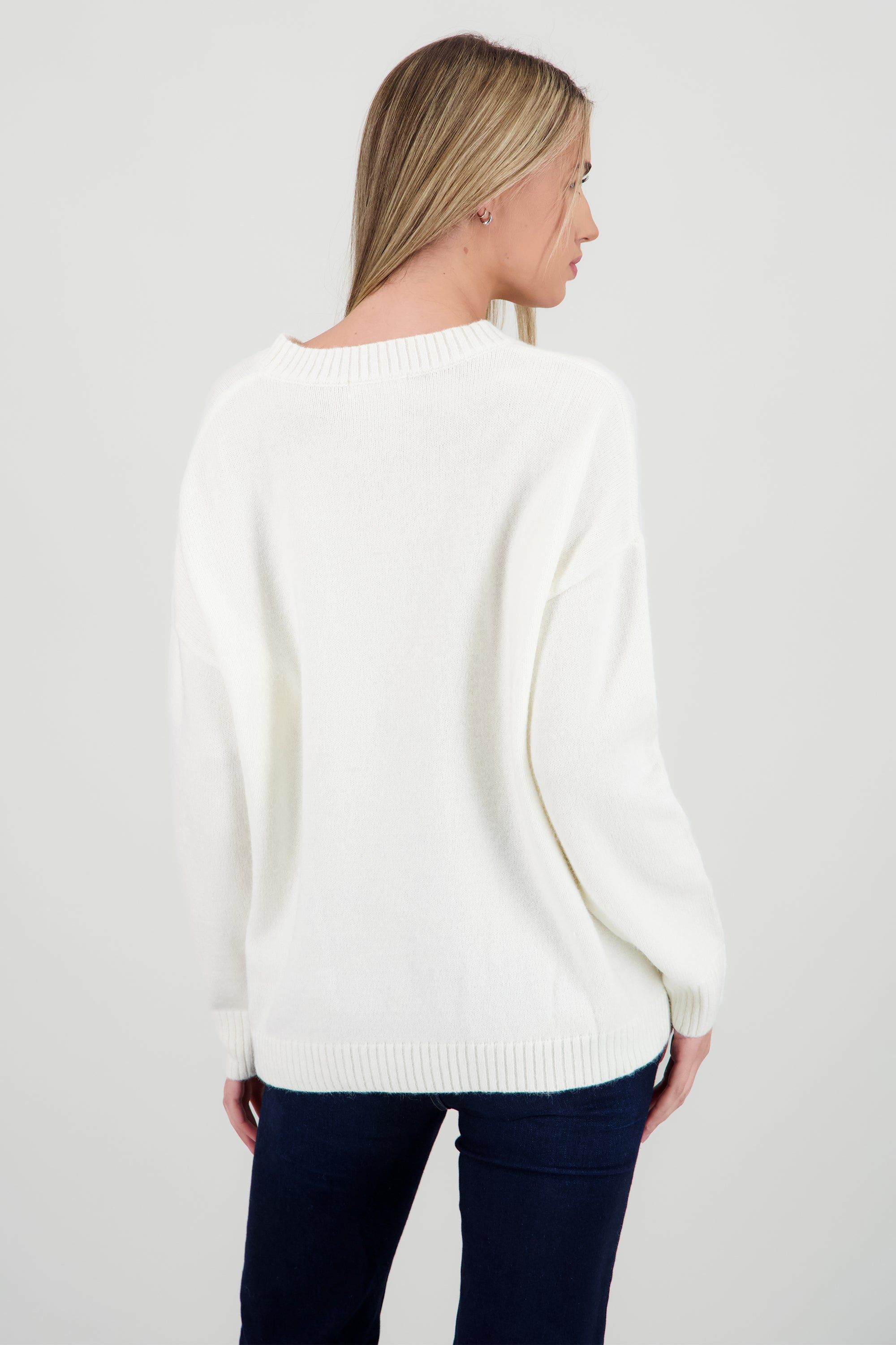 Sueter  cuello redondo liso CREMA