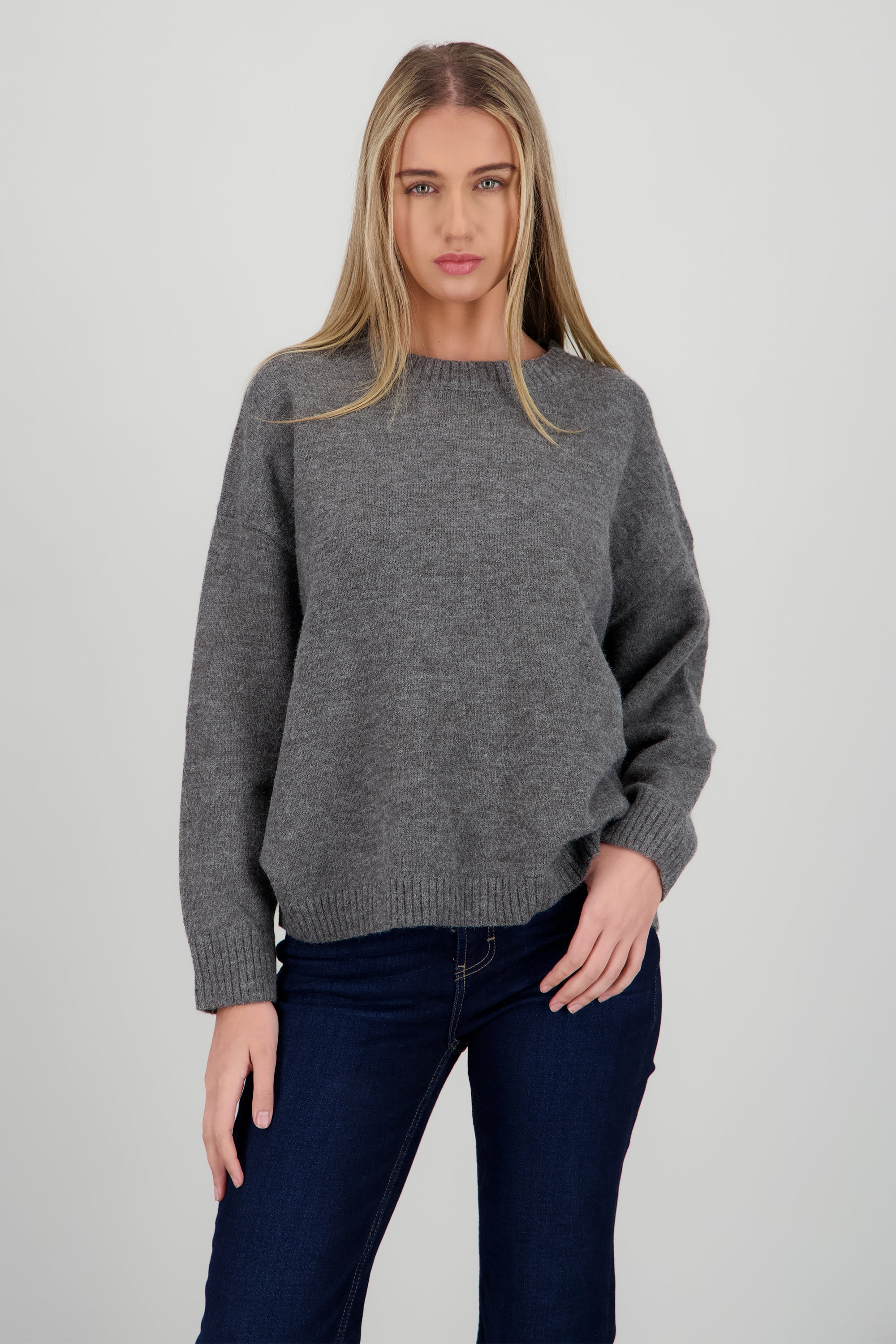 Sueter  cuello redondo liso GRIS JASPE