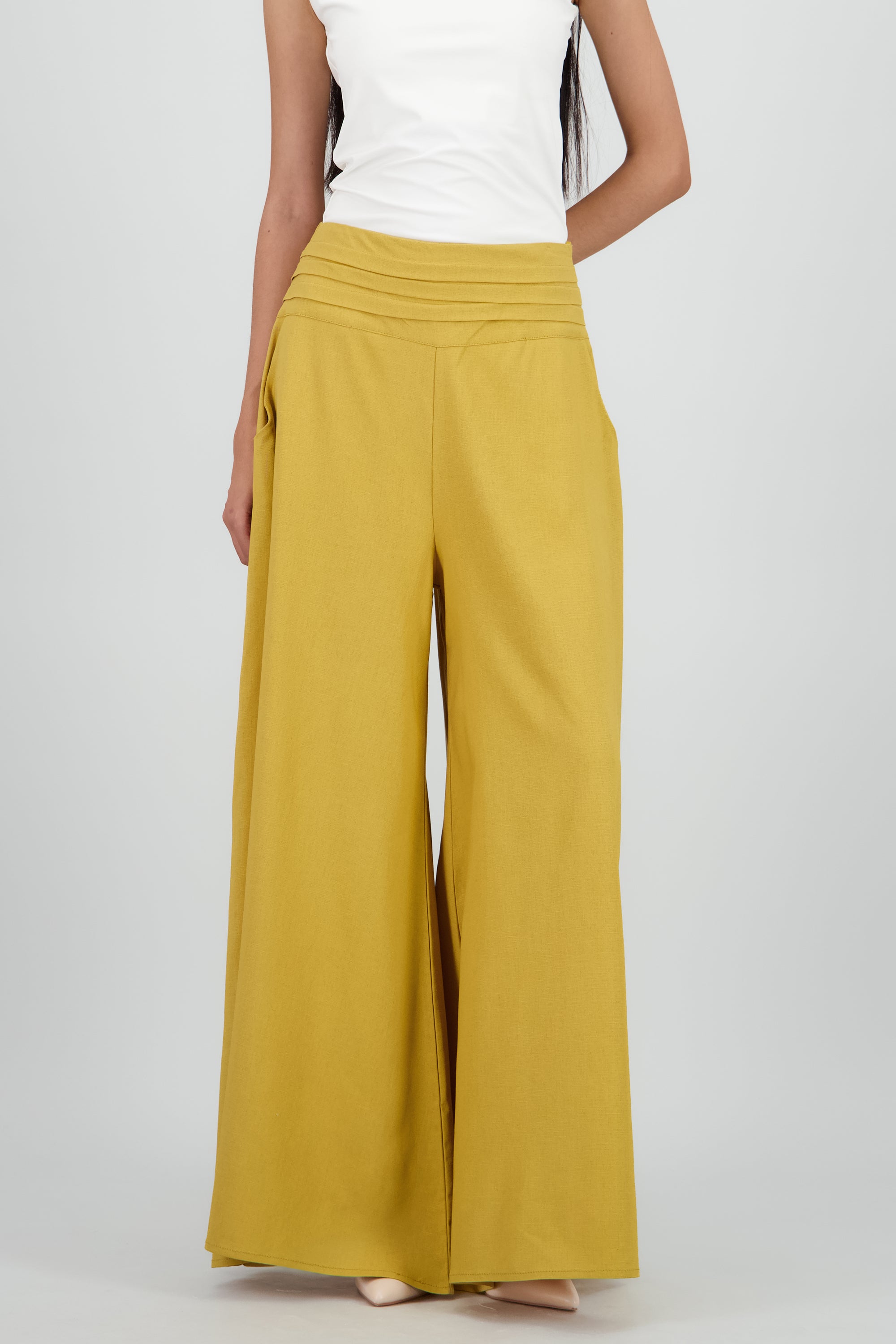 Pantalones pretina CAMELLO