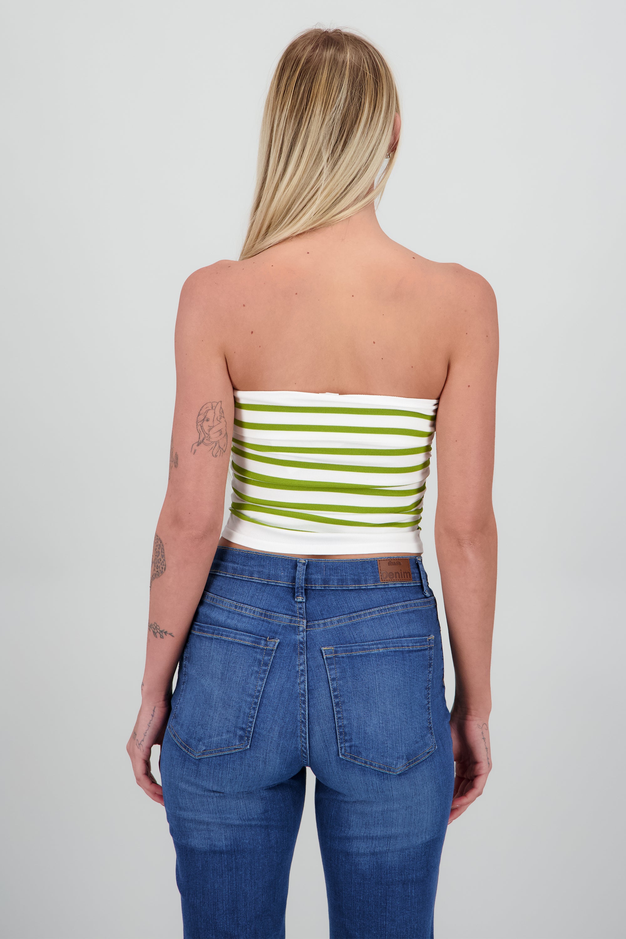 Top strapless de rayas con frunce de lado VERDE COMBO