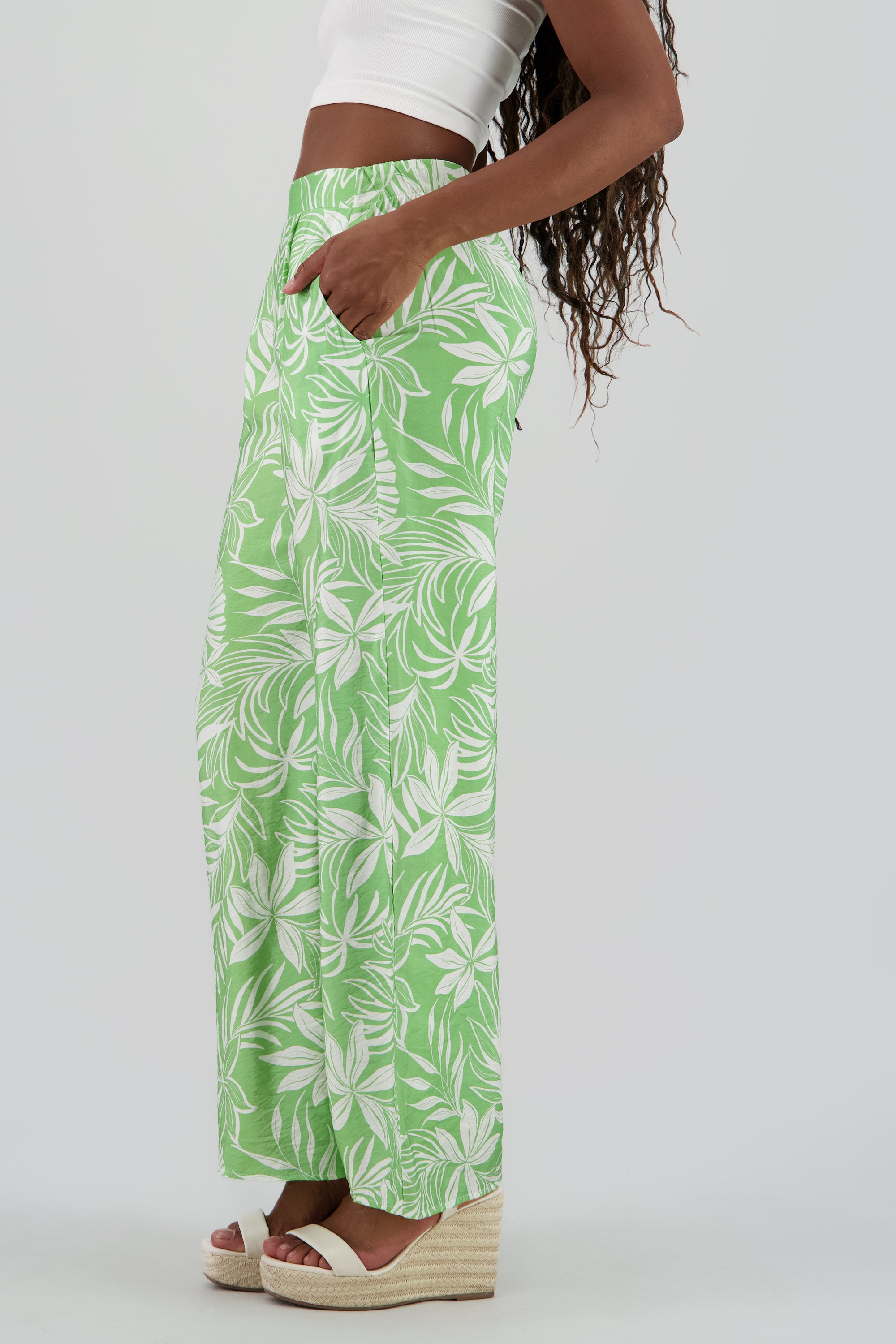 Pantalon fluido amplio estampado VERDE COMBO