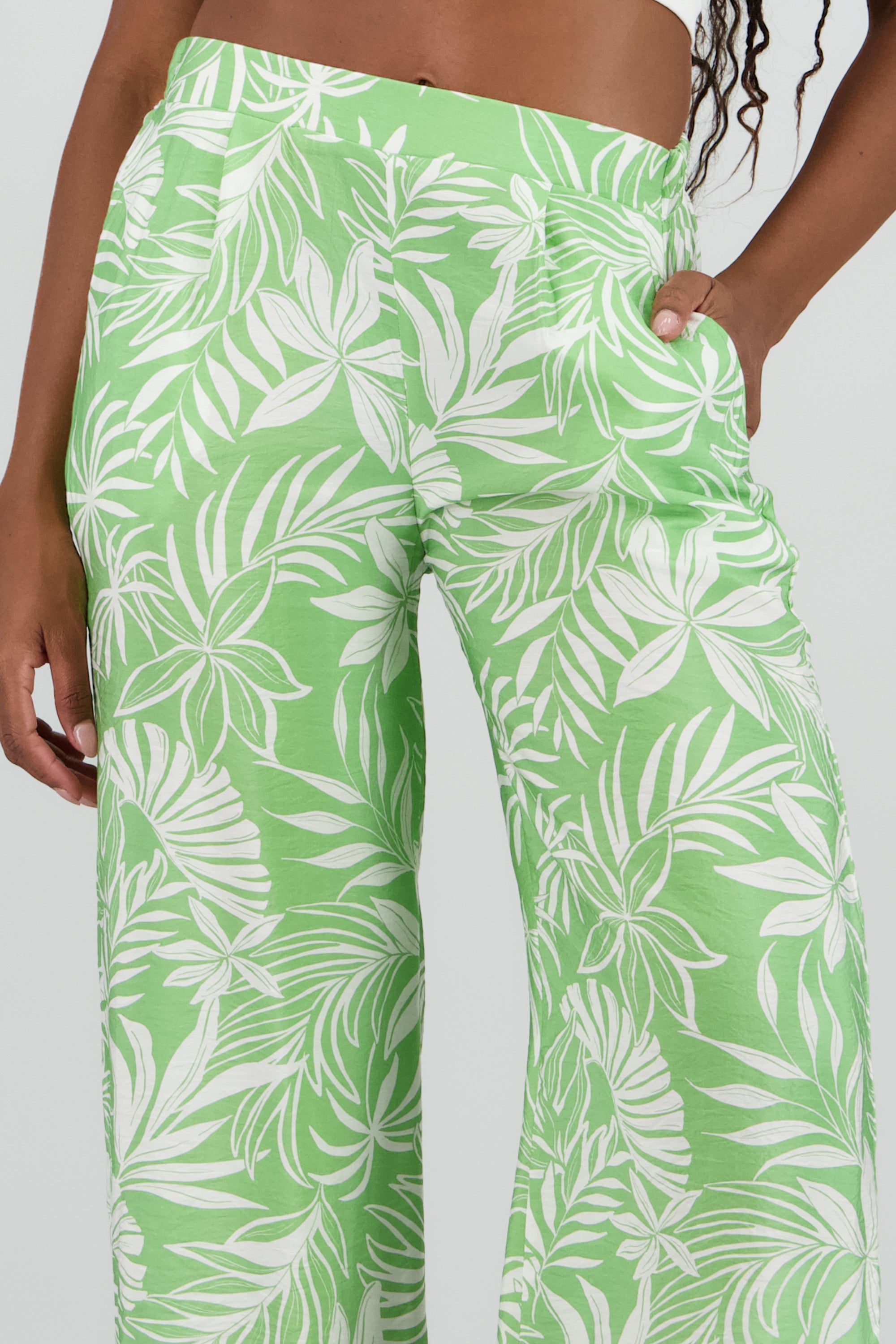 Pantalon fluido amplio estampado VERDE COMBO