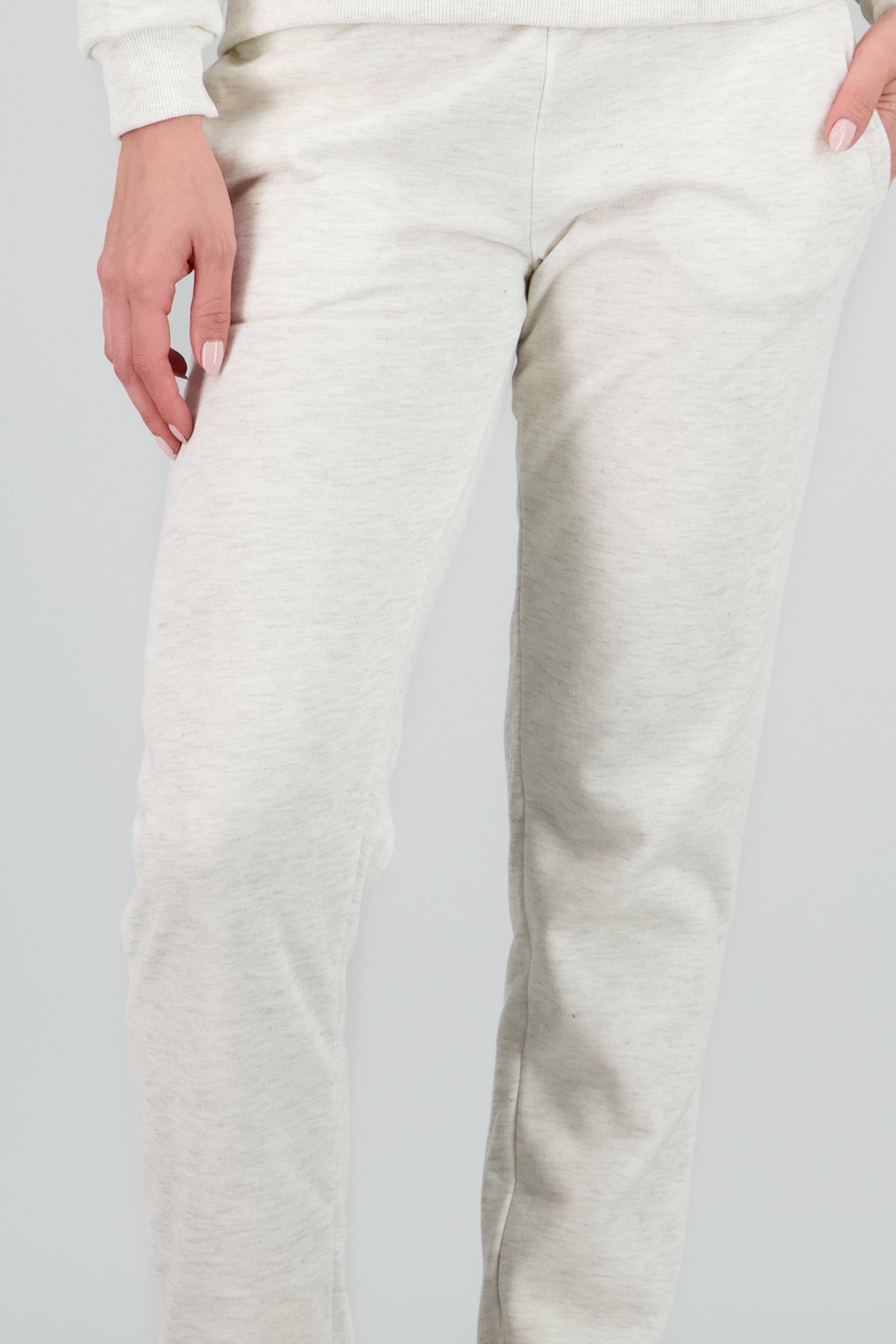 Jogger liso con bolsas ARENA