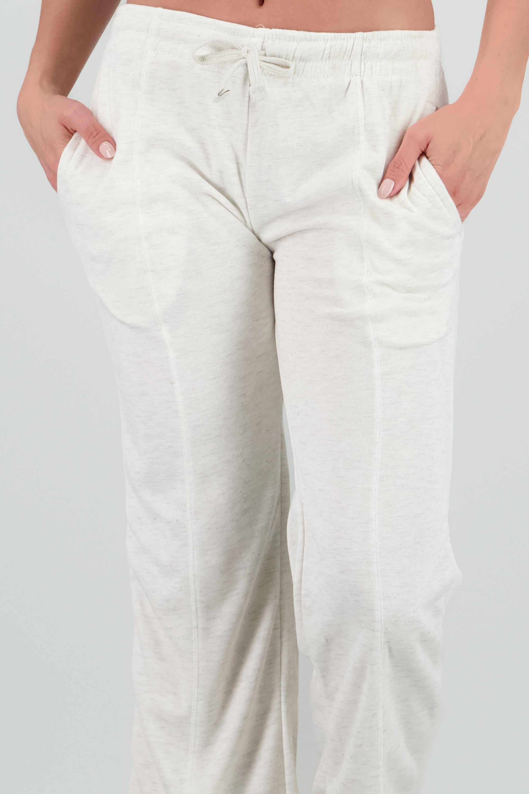 Jogger amplio liso ARENA