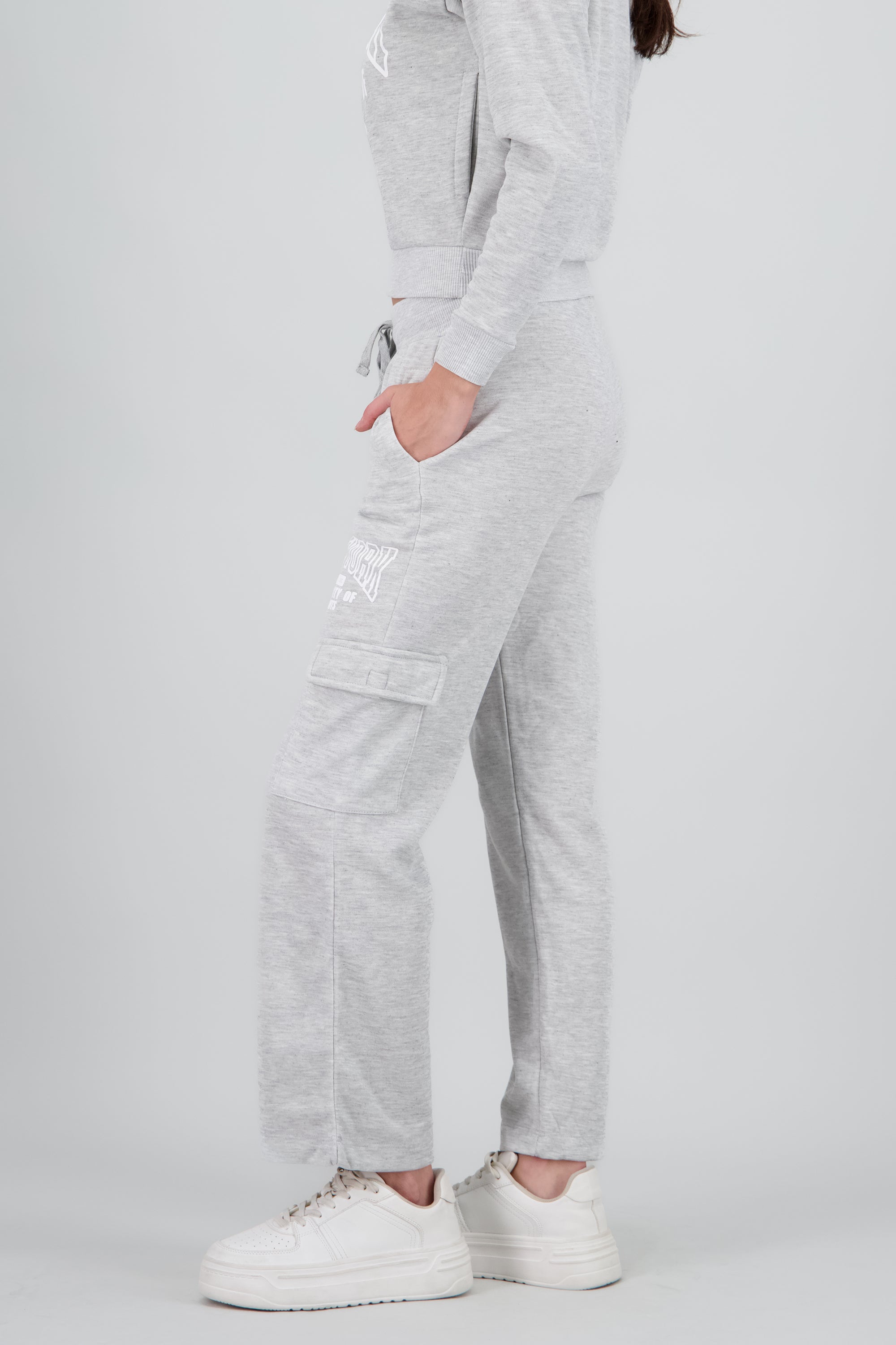 Jogger amplio cargo estampado GRIS JASPE
