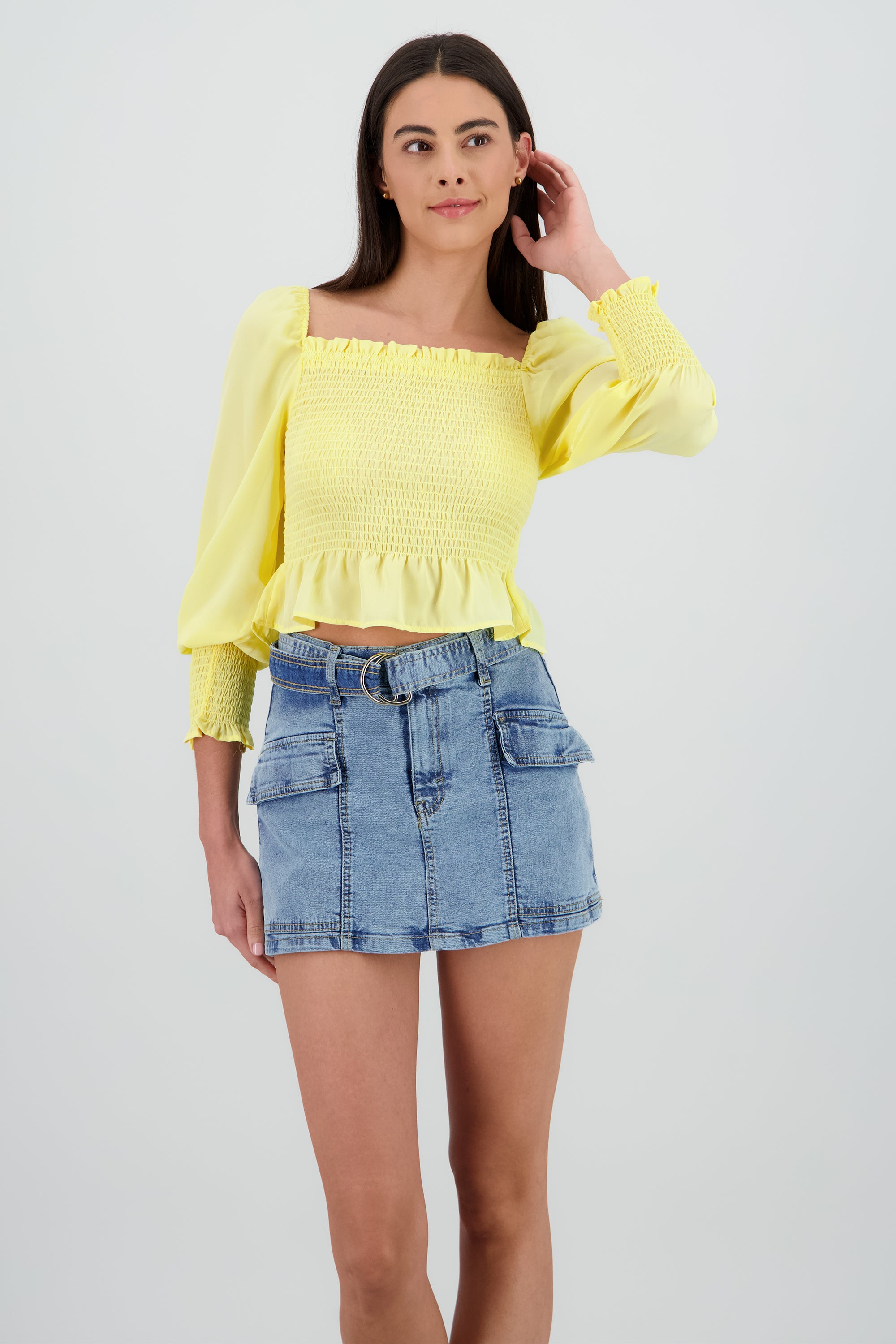 YELLOW