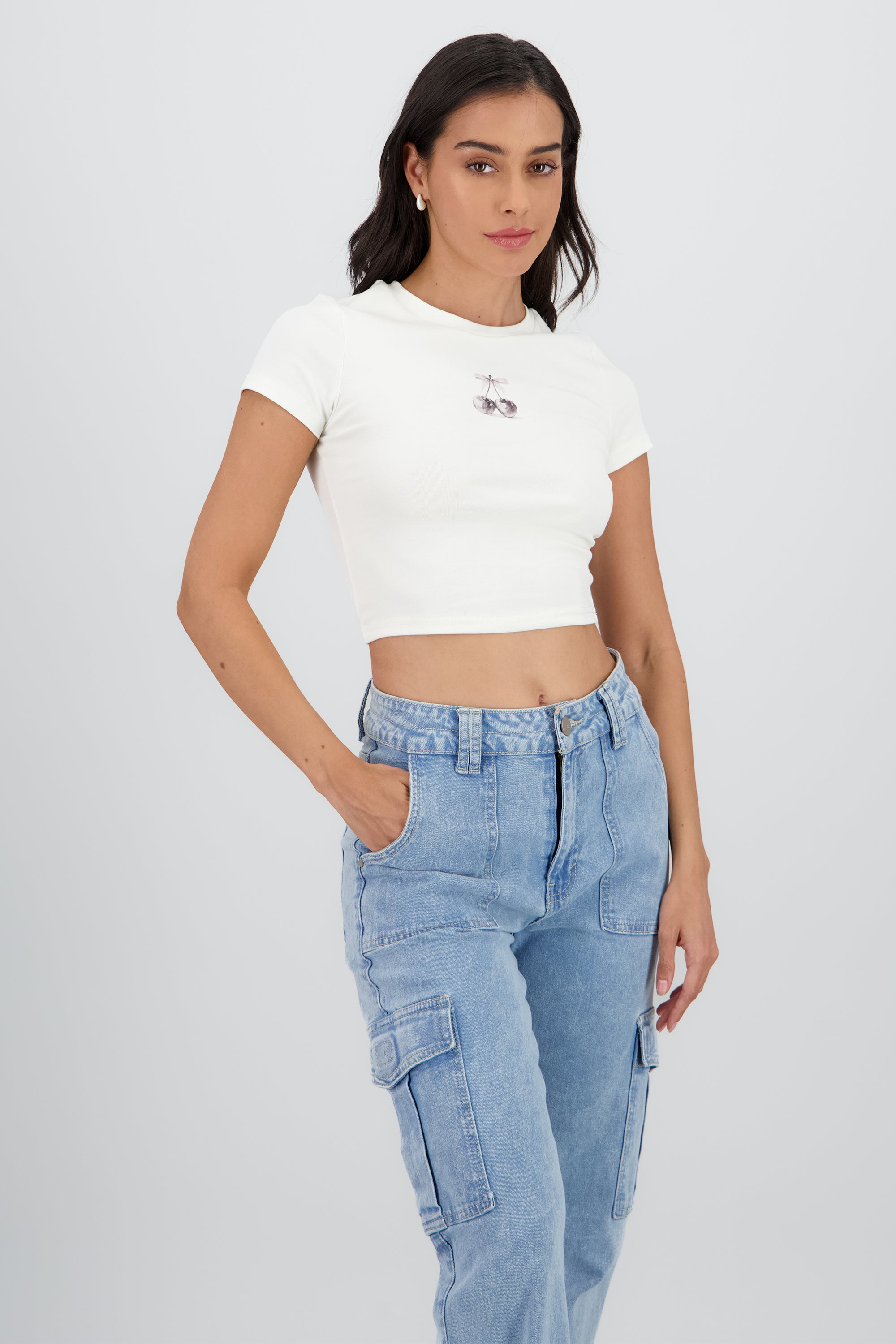 Top corto estampado cereza BLANCO COMBO