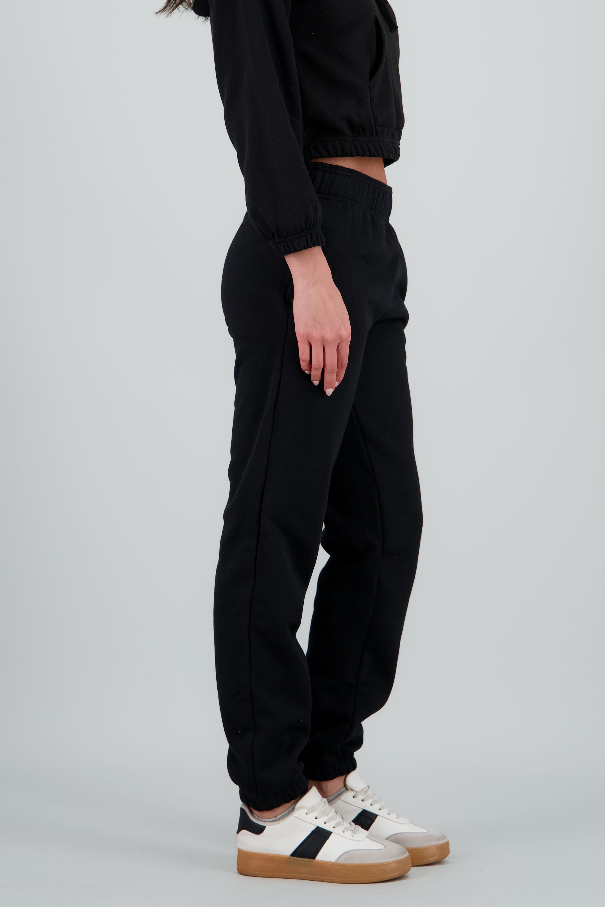 Jogger liso NEGRO