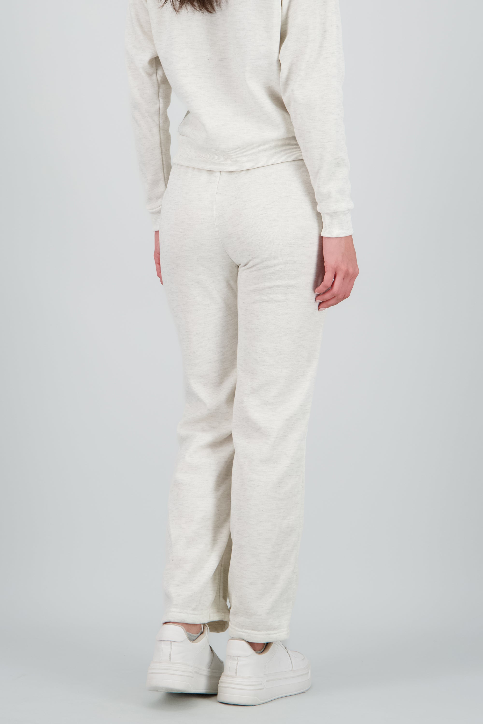 Jogger amplio liso ARENA