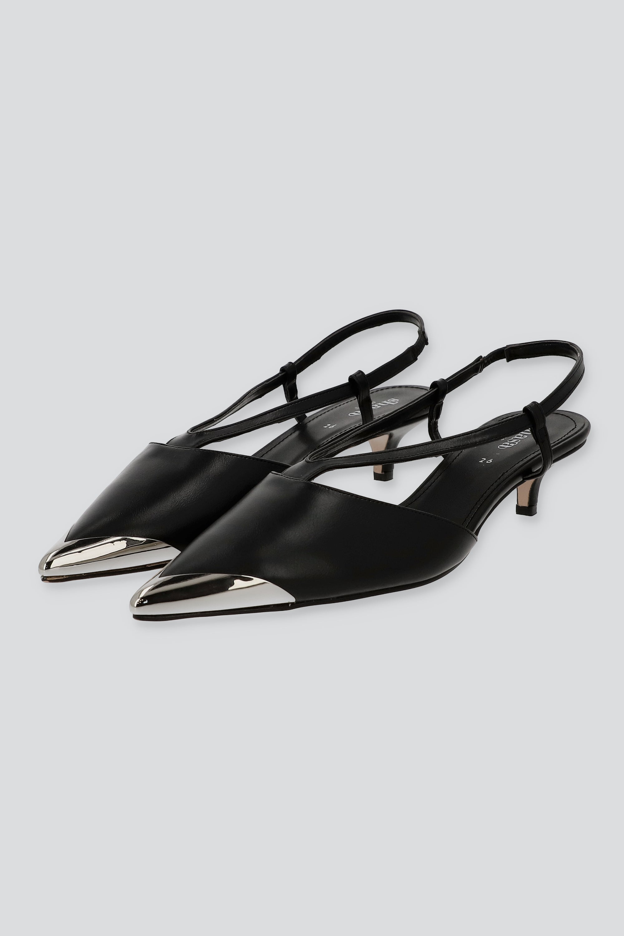 Tacon pointy punta metalica NEGRO