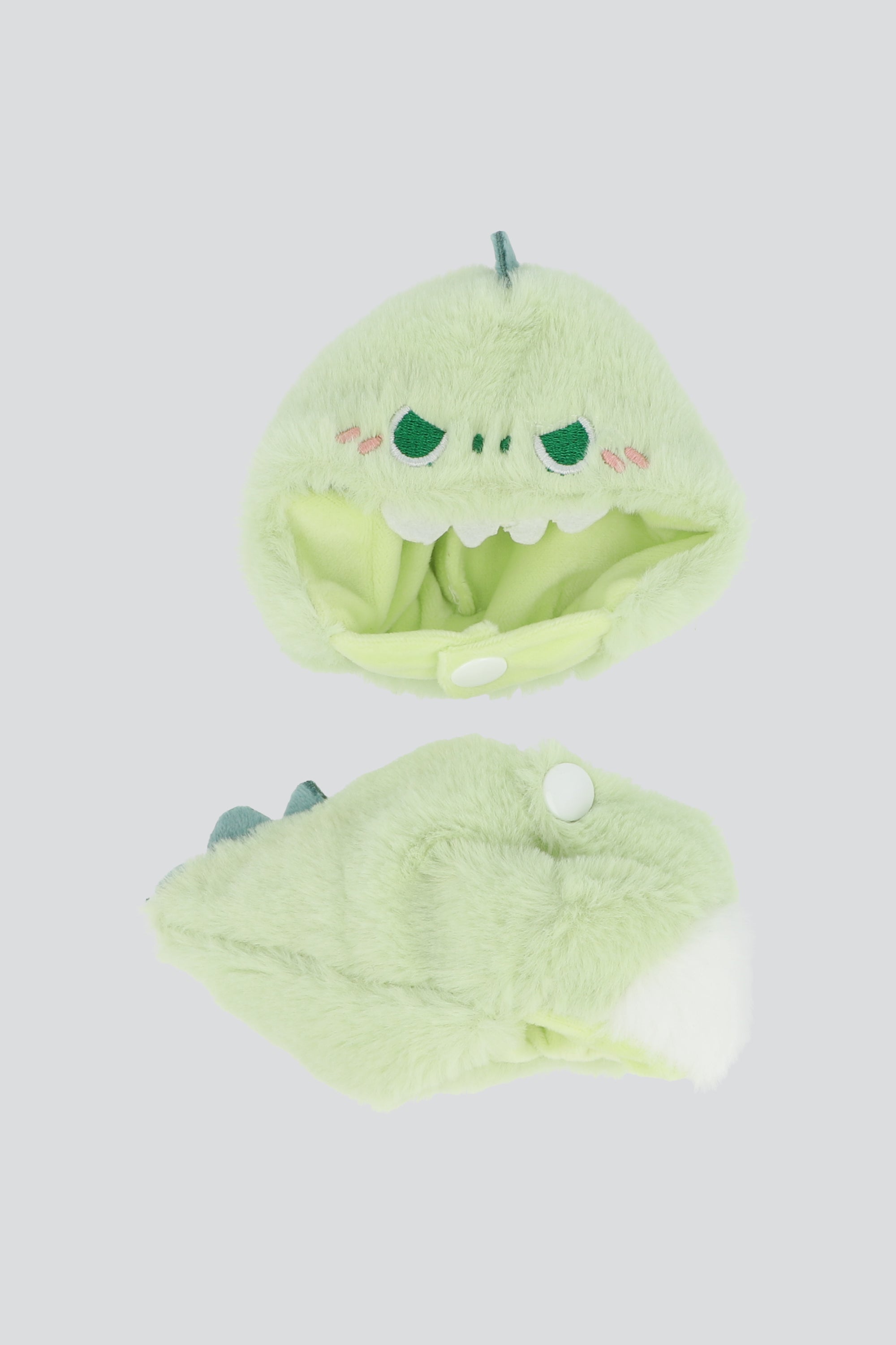 LIGHT GREEN
