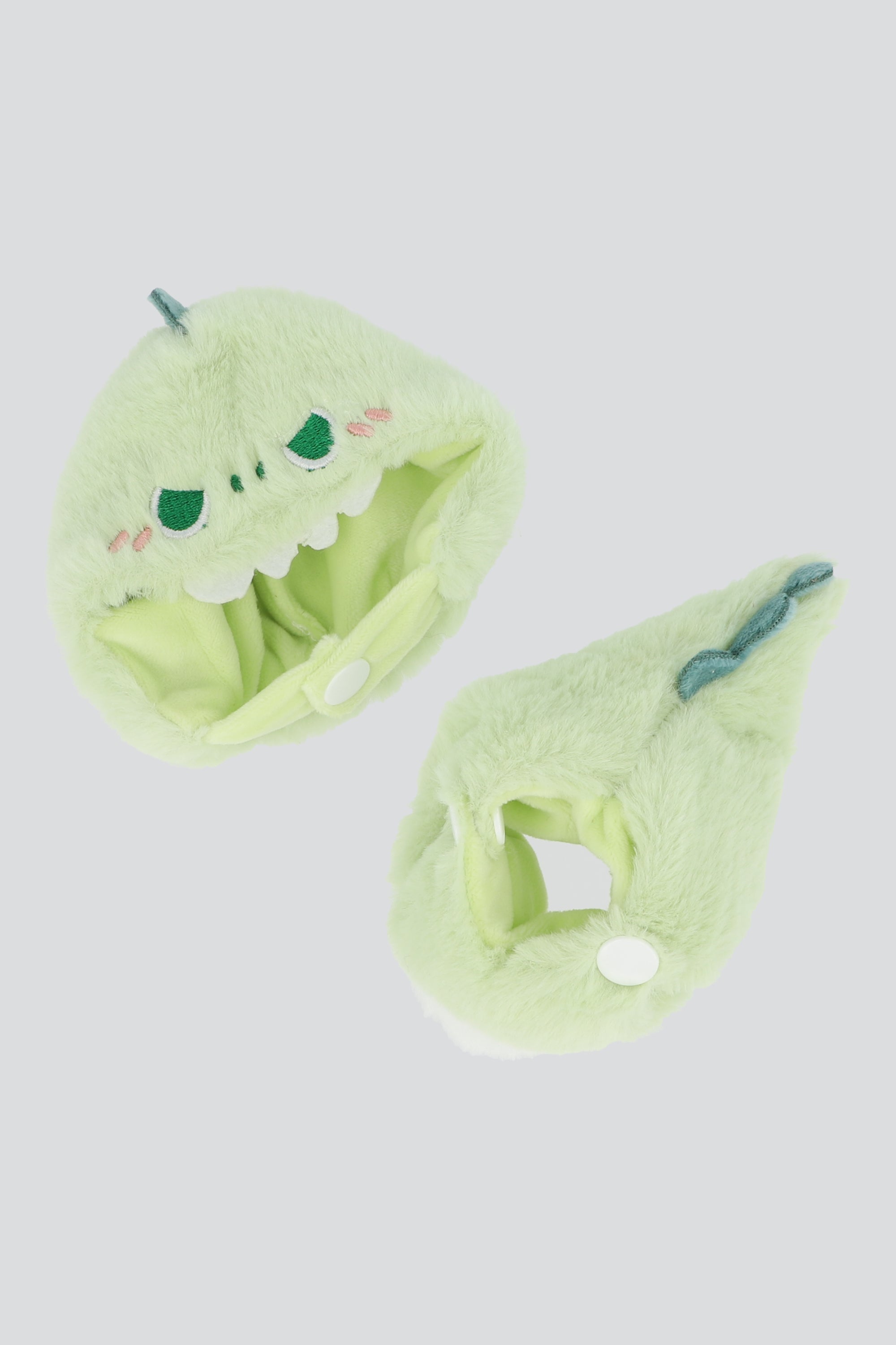 LIGHT GREEN