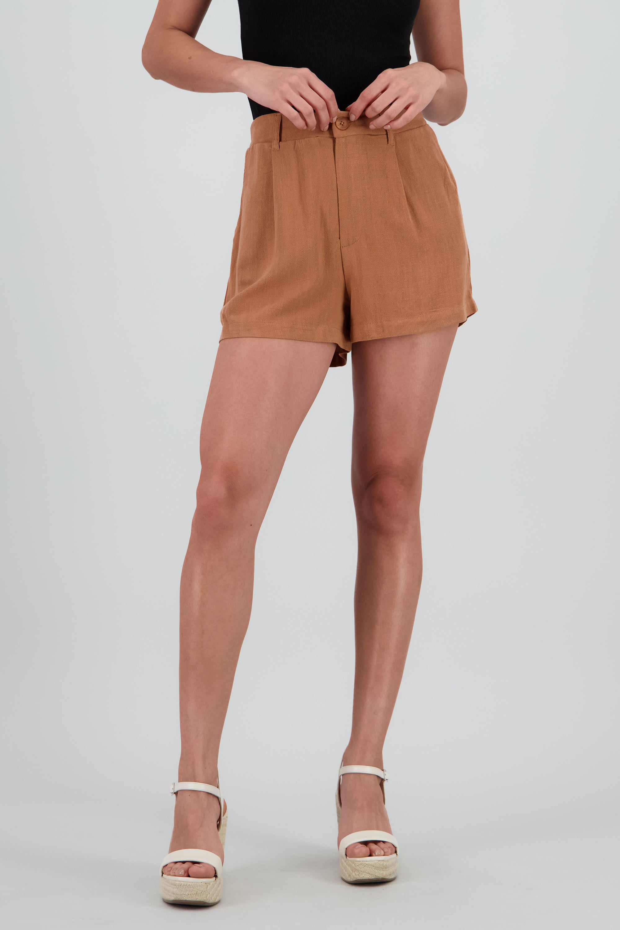 Short de lino con jarreta CAFE