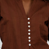 DARK BROWN