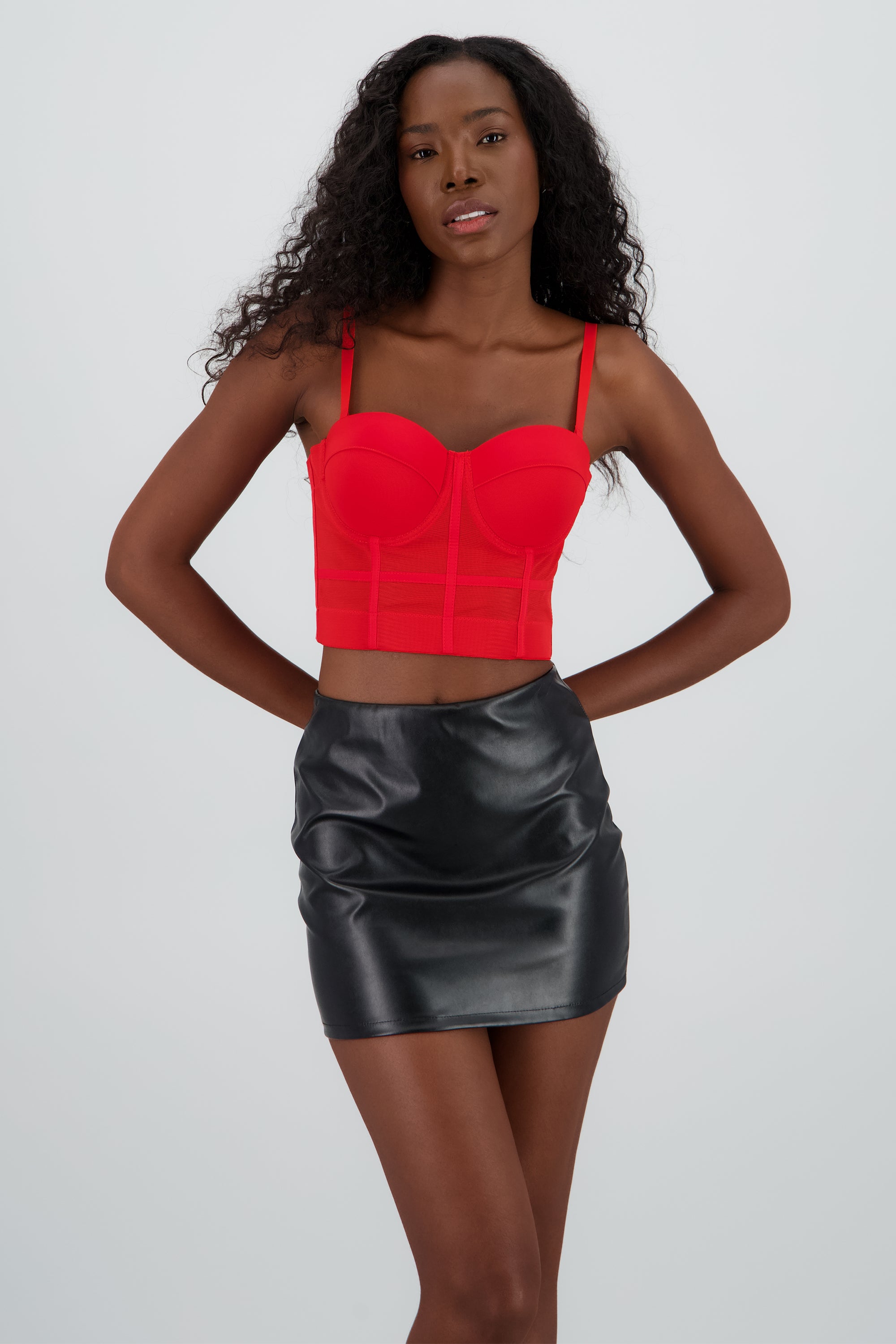 Top corset detalle copas ROJO CEREZA