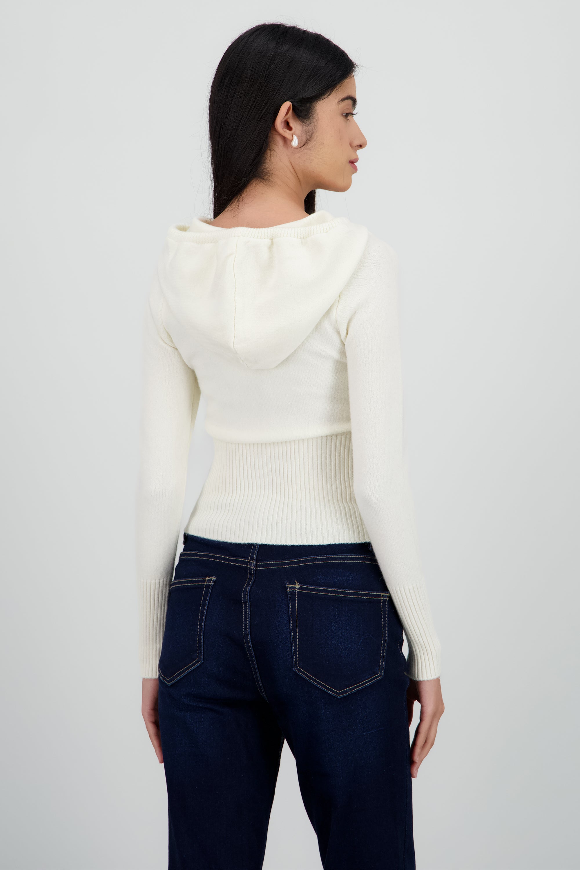 Sueter con cierre y gorro CREMA