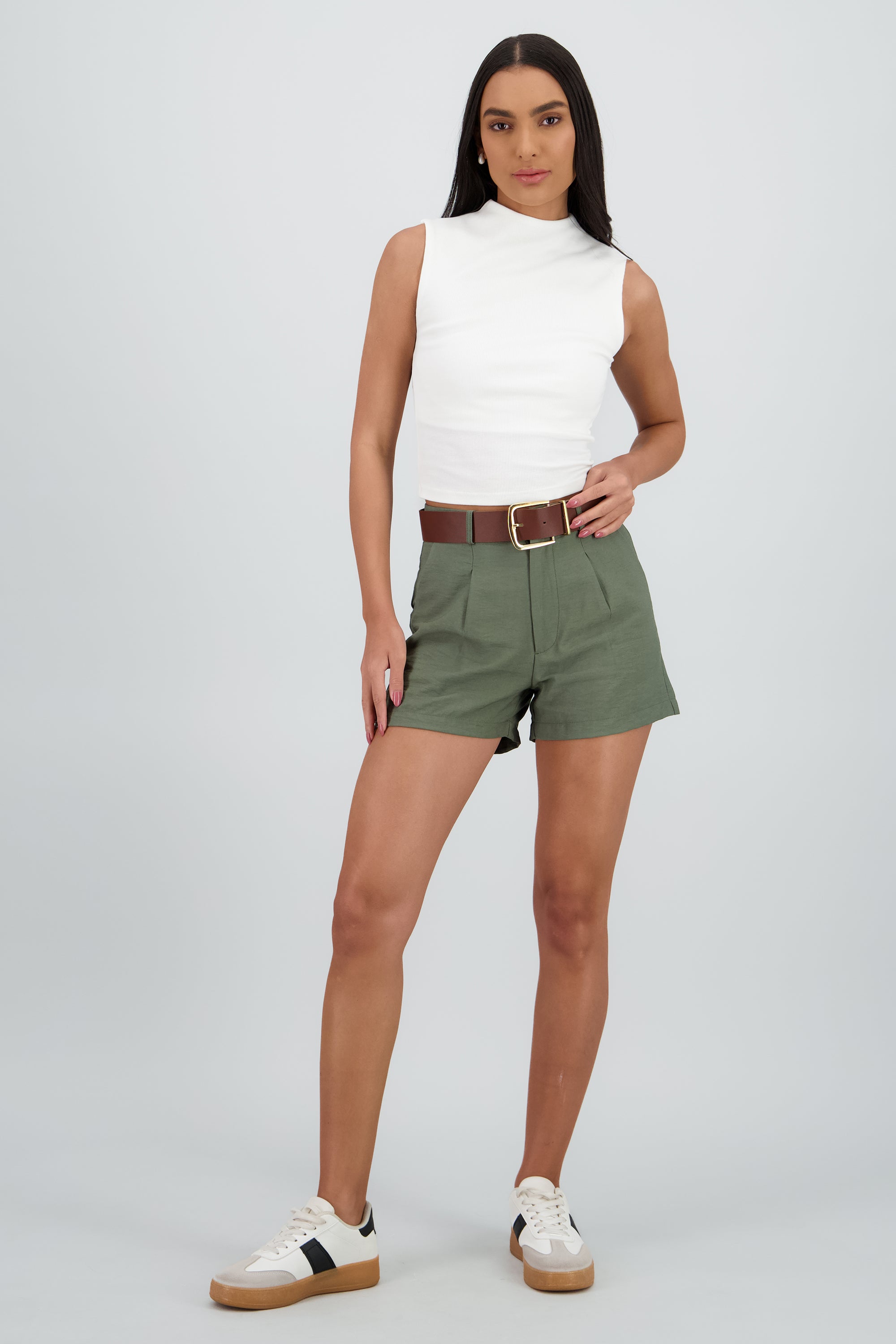 Shorts cinturon pinzas