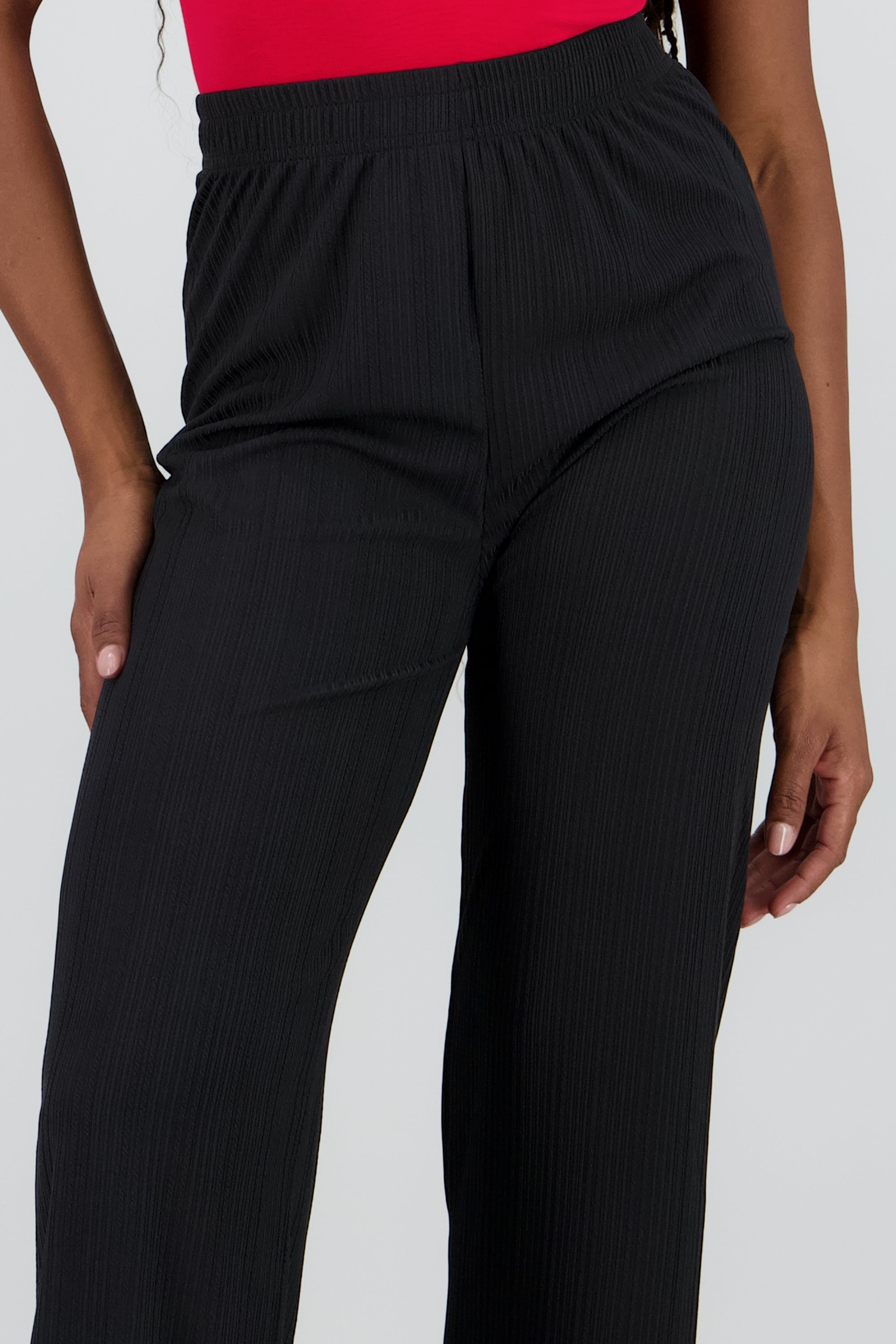 Pantalon amplio rib liso NEGRO