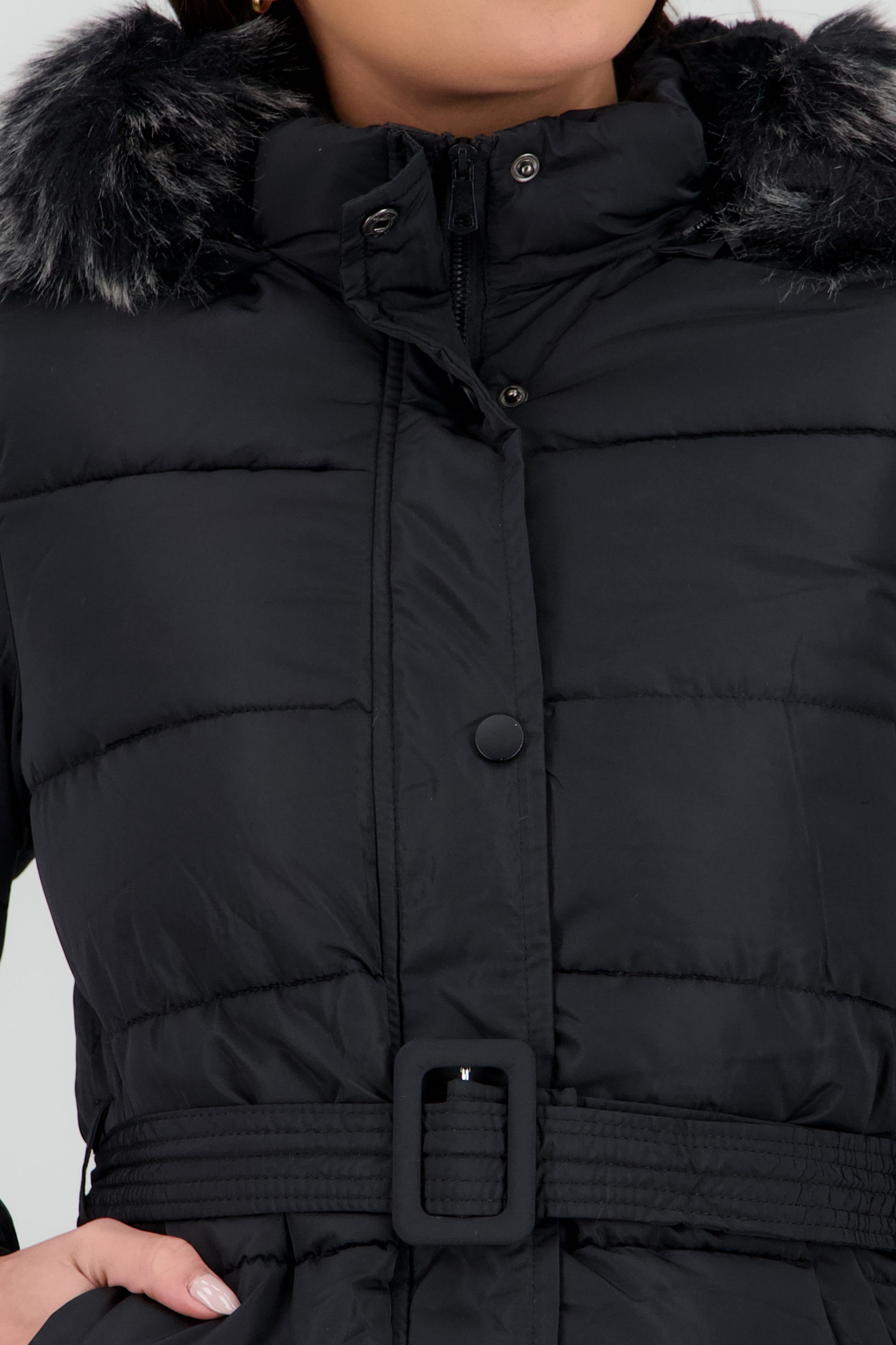 Puffer con cinturon NEGRO