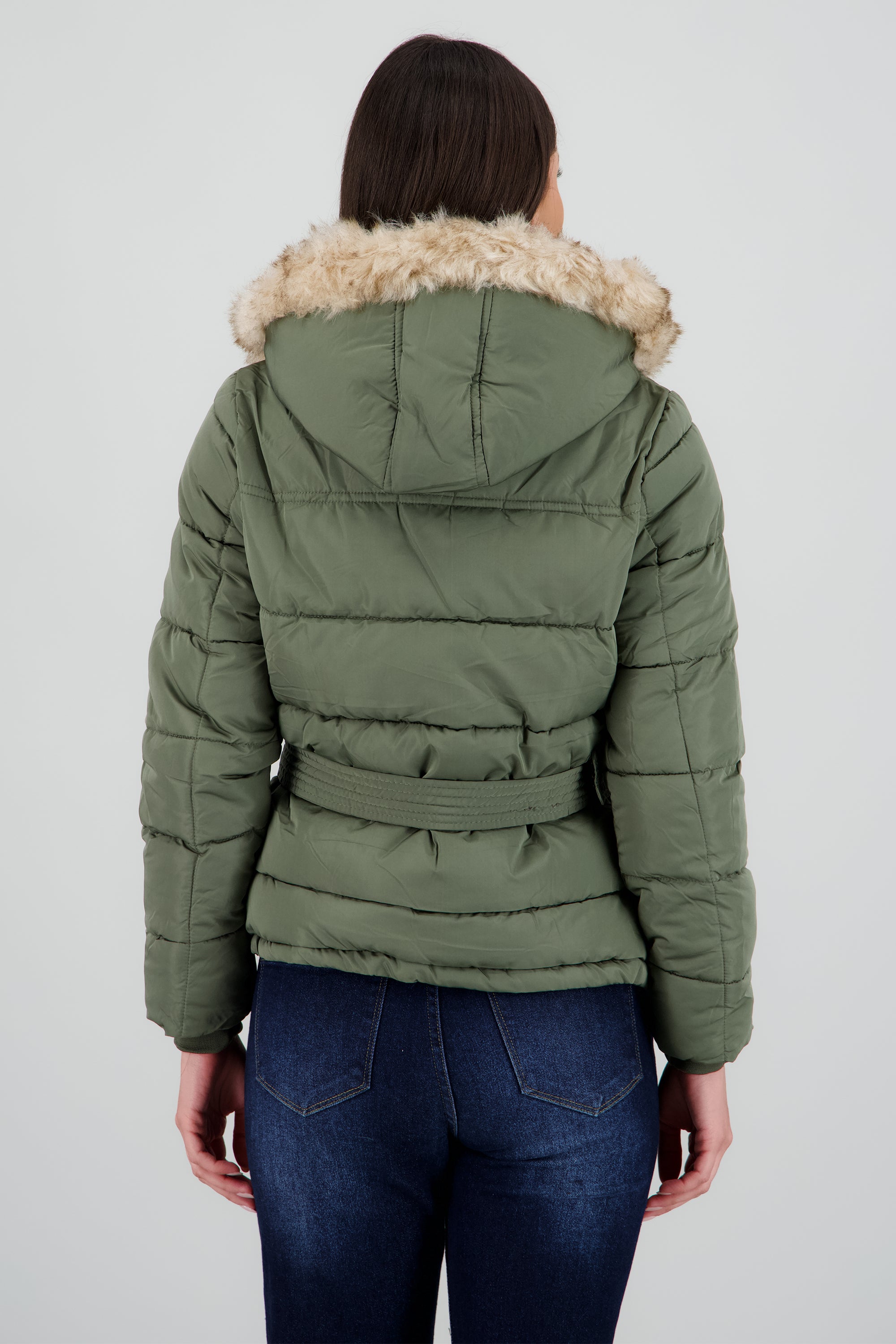 Puffer con cinturon OLIVO