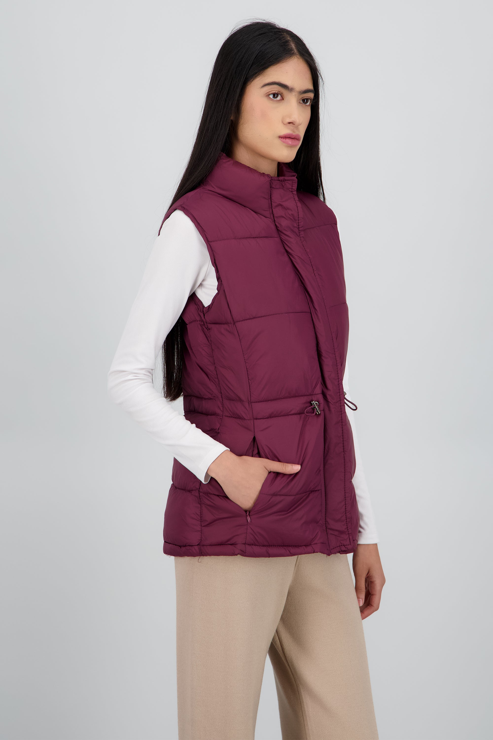 Chaleco capitonado ajustable VINO