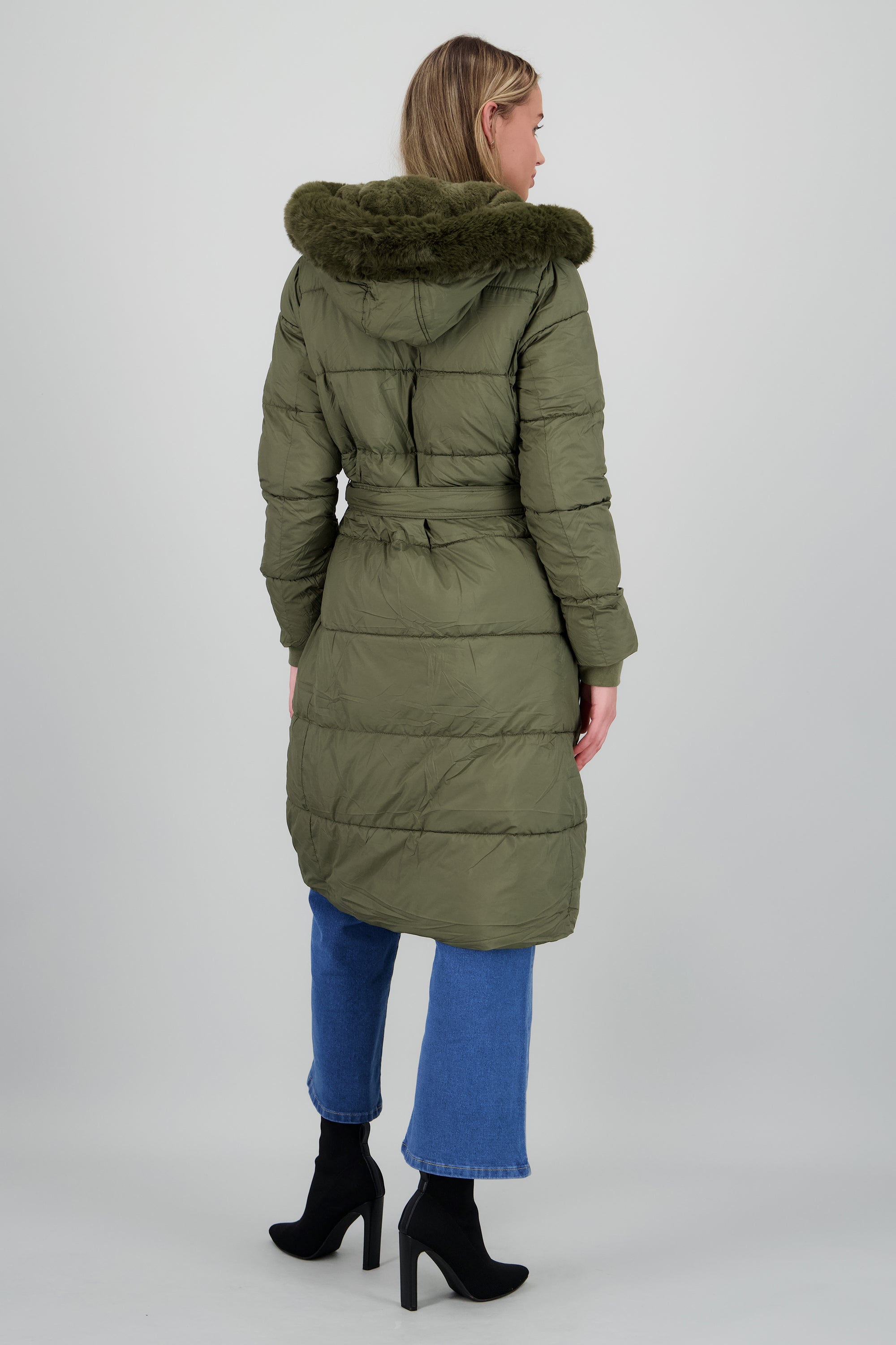 Puffer jareta con gorro VERDE CLARO