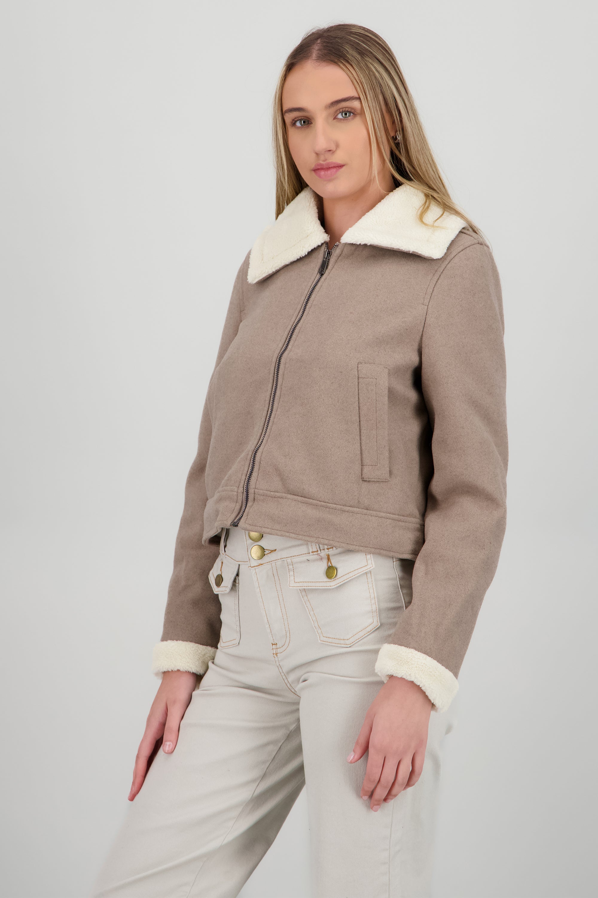 Chamarra suede peluche CAFE