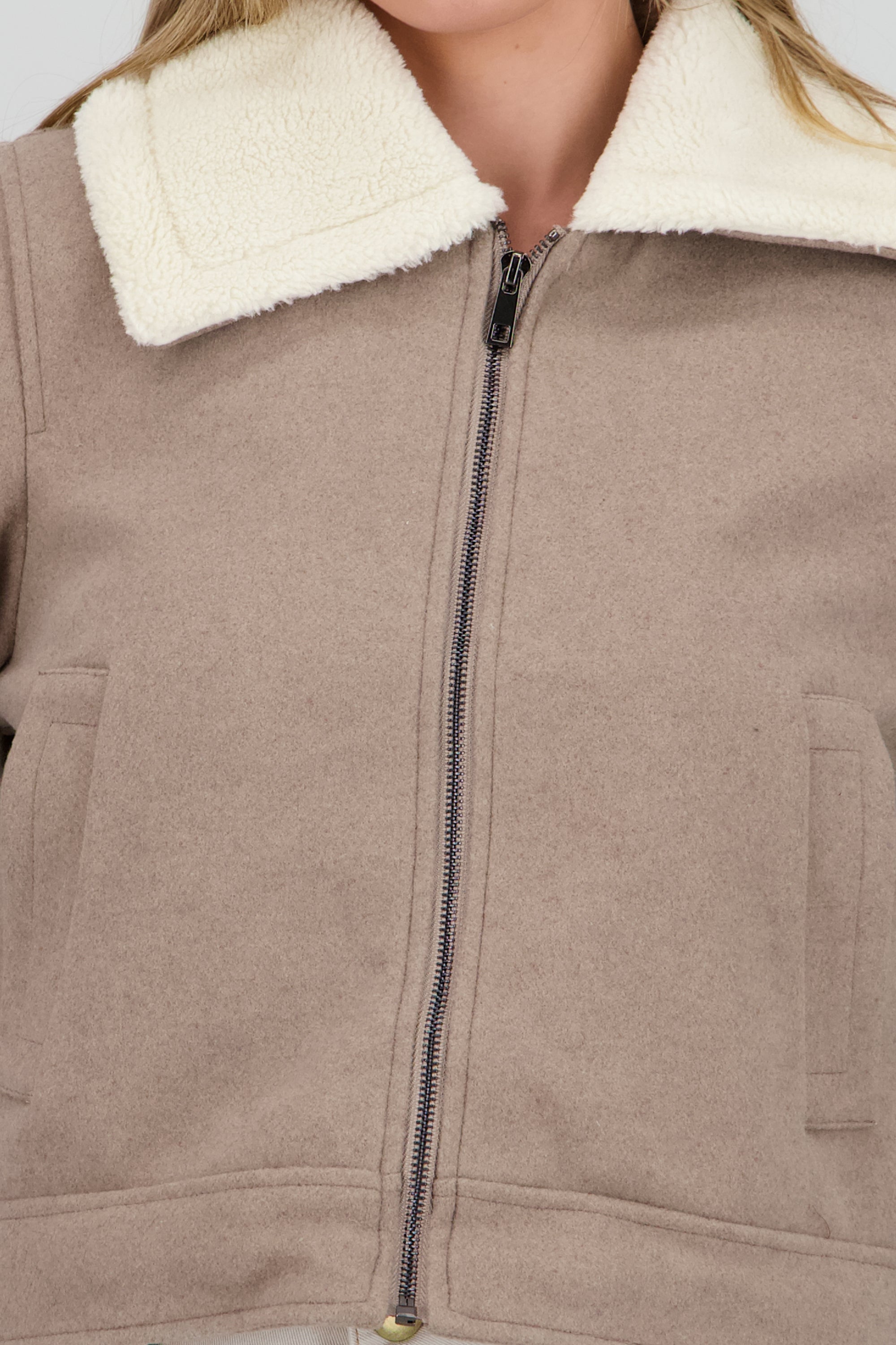 Chamarra suede peluche CAFE