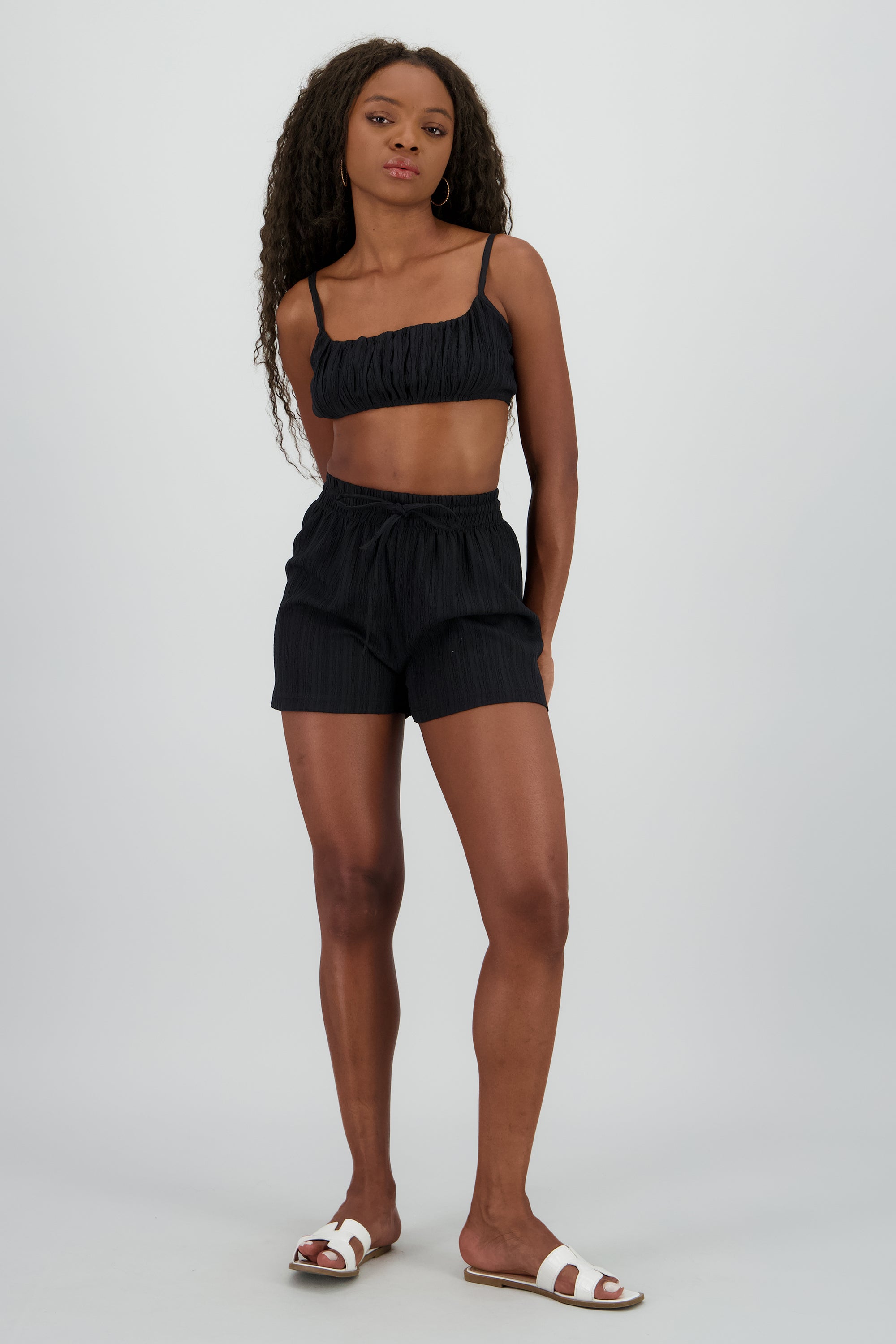 Shorts jareta lineas ligero NEGRO