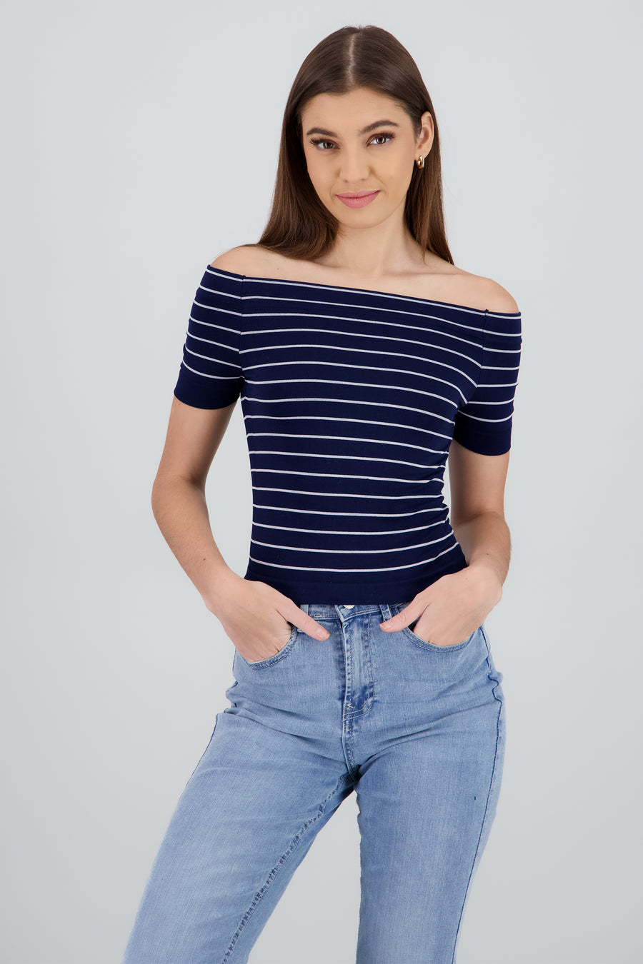 Top rayas off shoulder