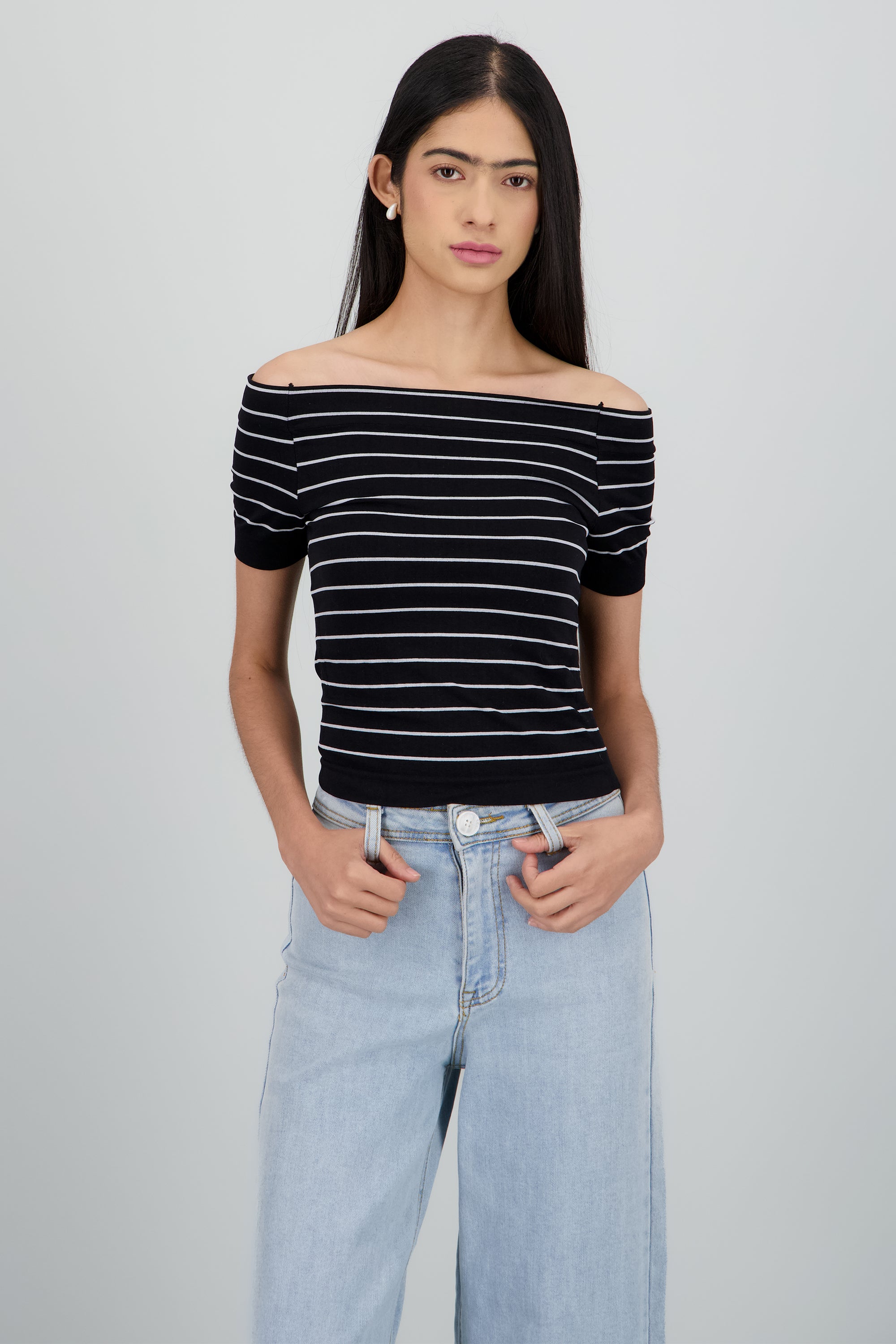 Top rayas off shoulder NEGRO COMBO