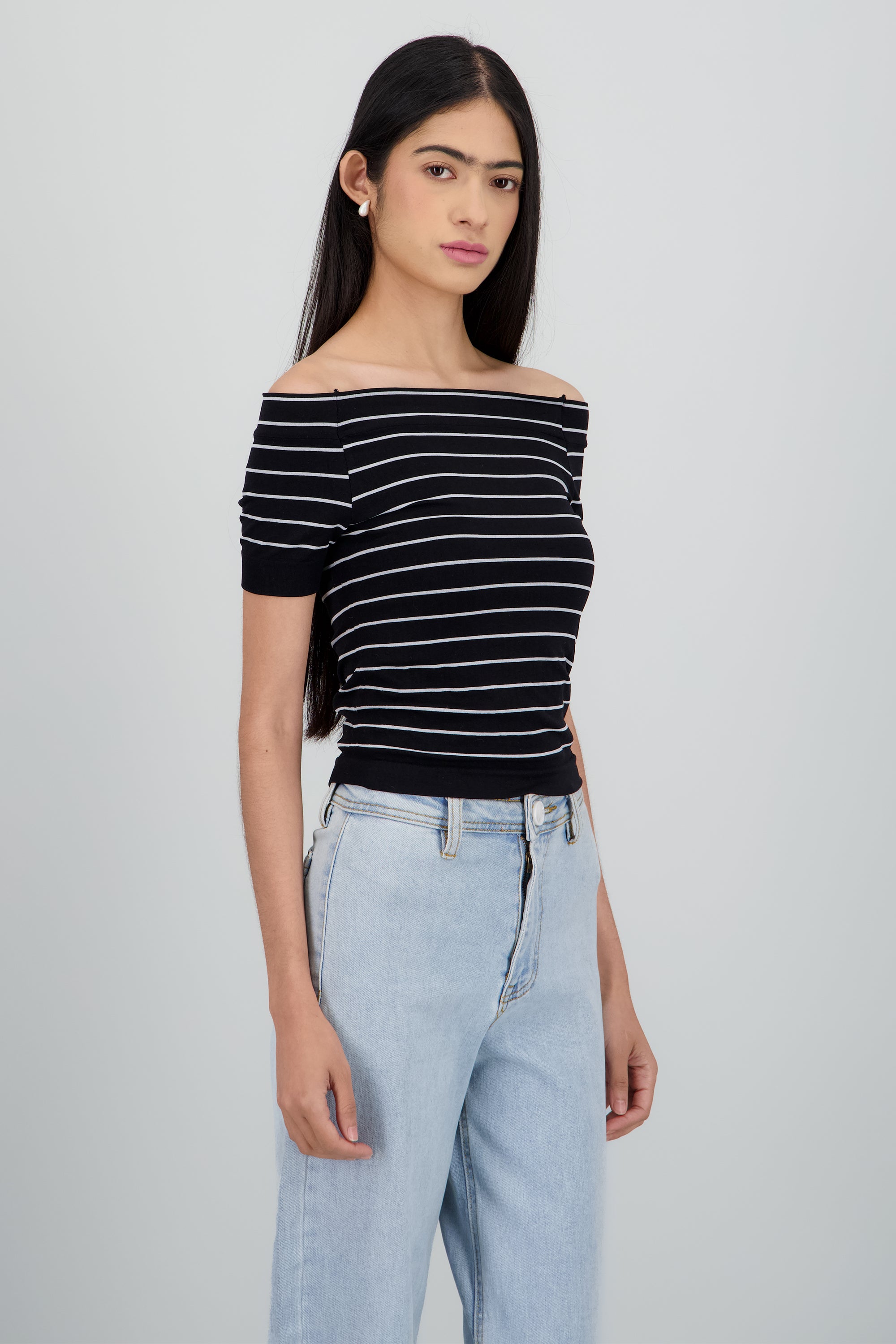 Top rayas off shoulder NEGRO COMBO