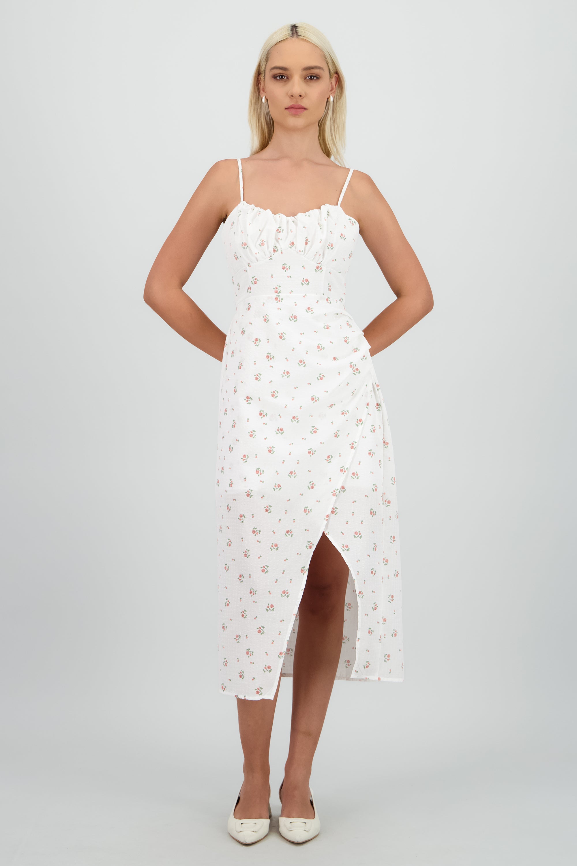 Vestido maxi flores en lino CREMA