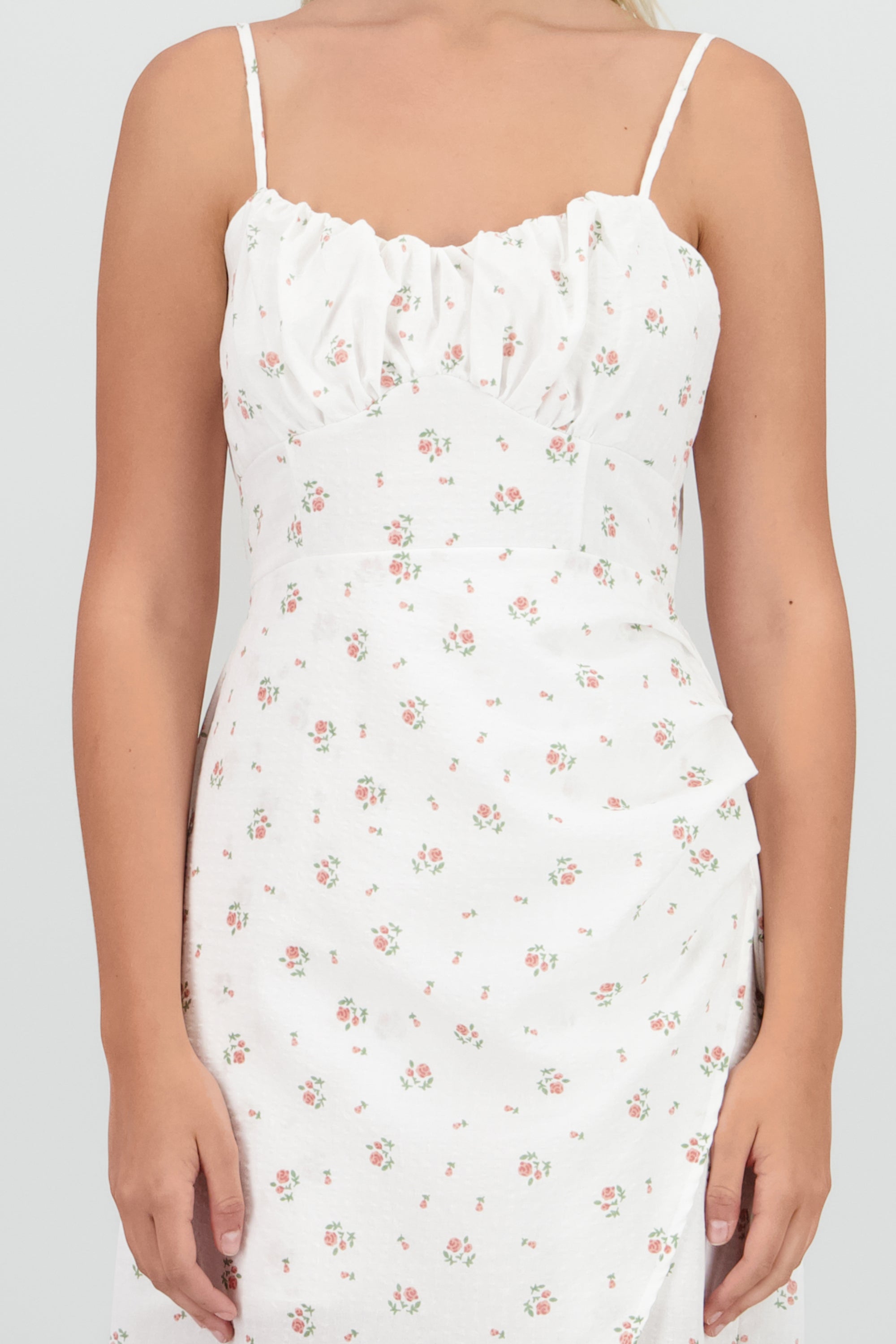 Vestido maxi flores en lino CREMA