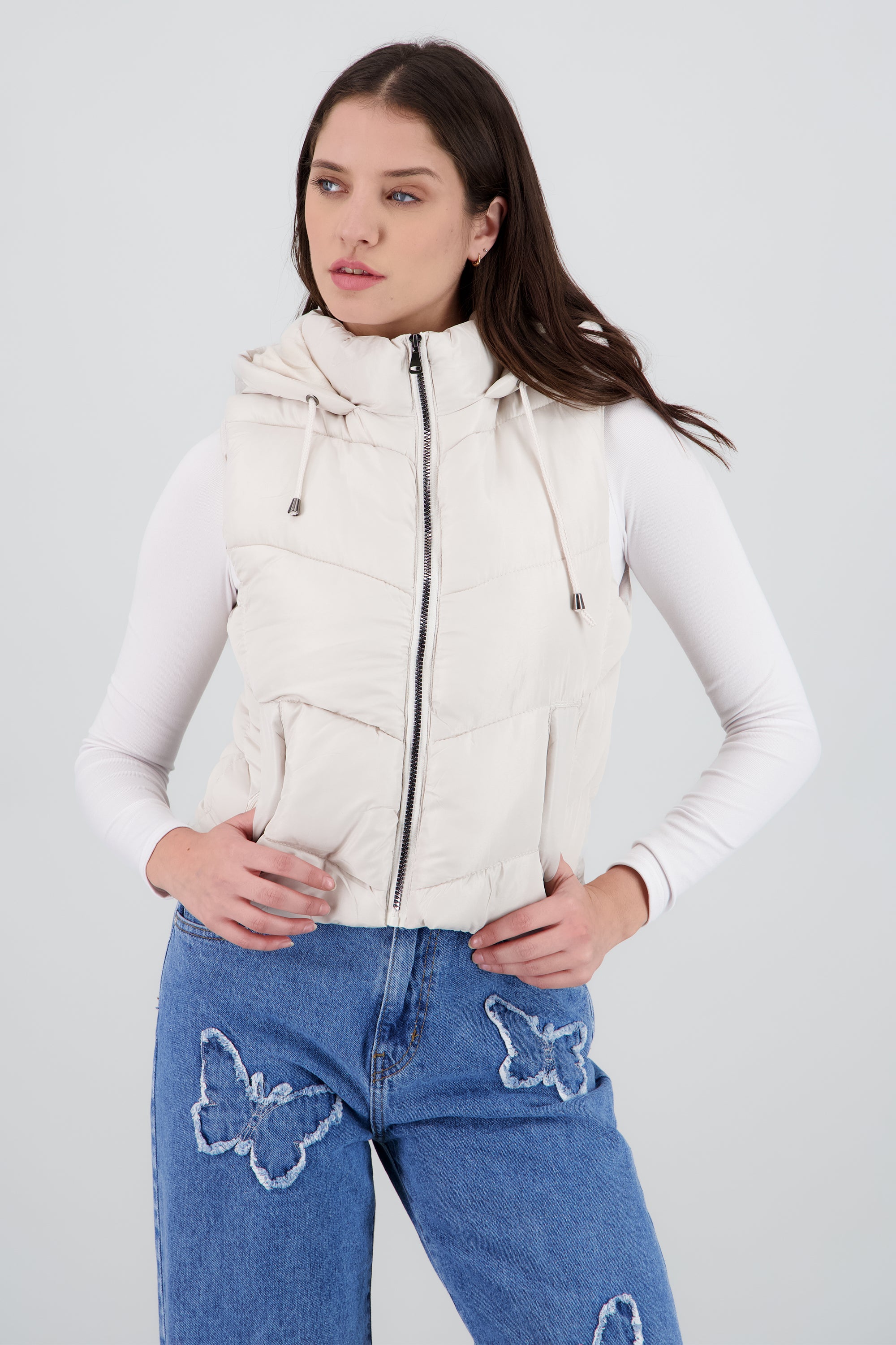 Chaleco capitonado con gorro BEIGE